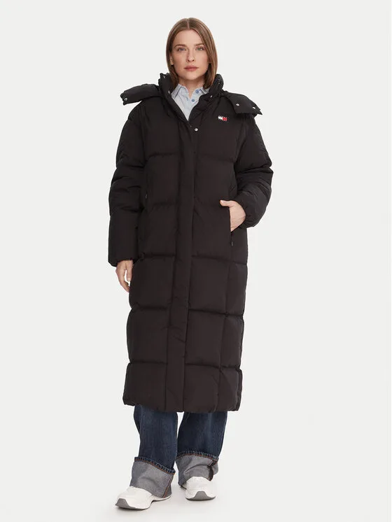 Дамско пухено яке Tommy Jeans Alaska DW0DW21977 черно – Черен – Дамски пухени якета