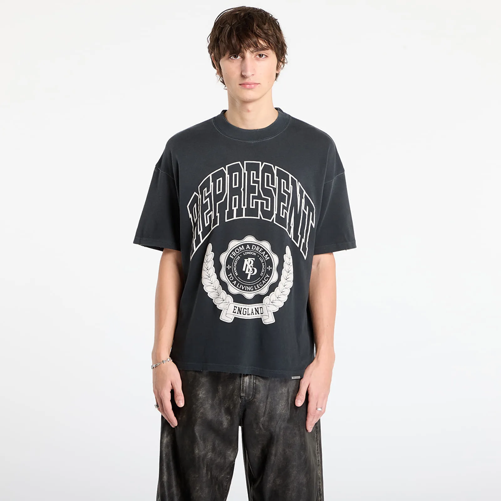 Тениска REPRESENT Legacy Crest T-Shirt Stained Black XL – Мъжки тениски