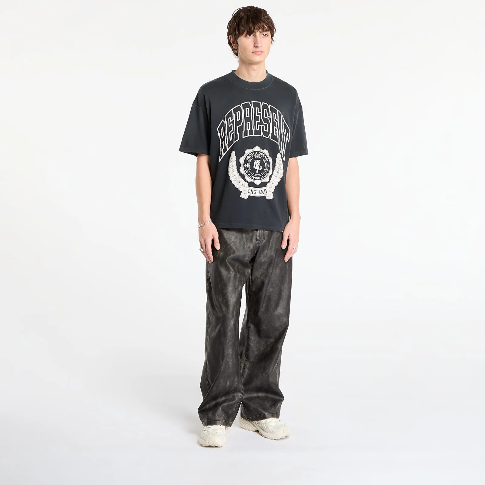 Тениска REPRESENT Legacy Crest T-Shirt Stained Black XL – Мъжки тениски
