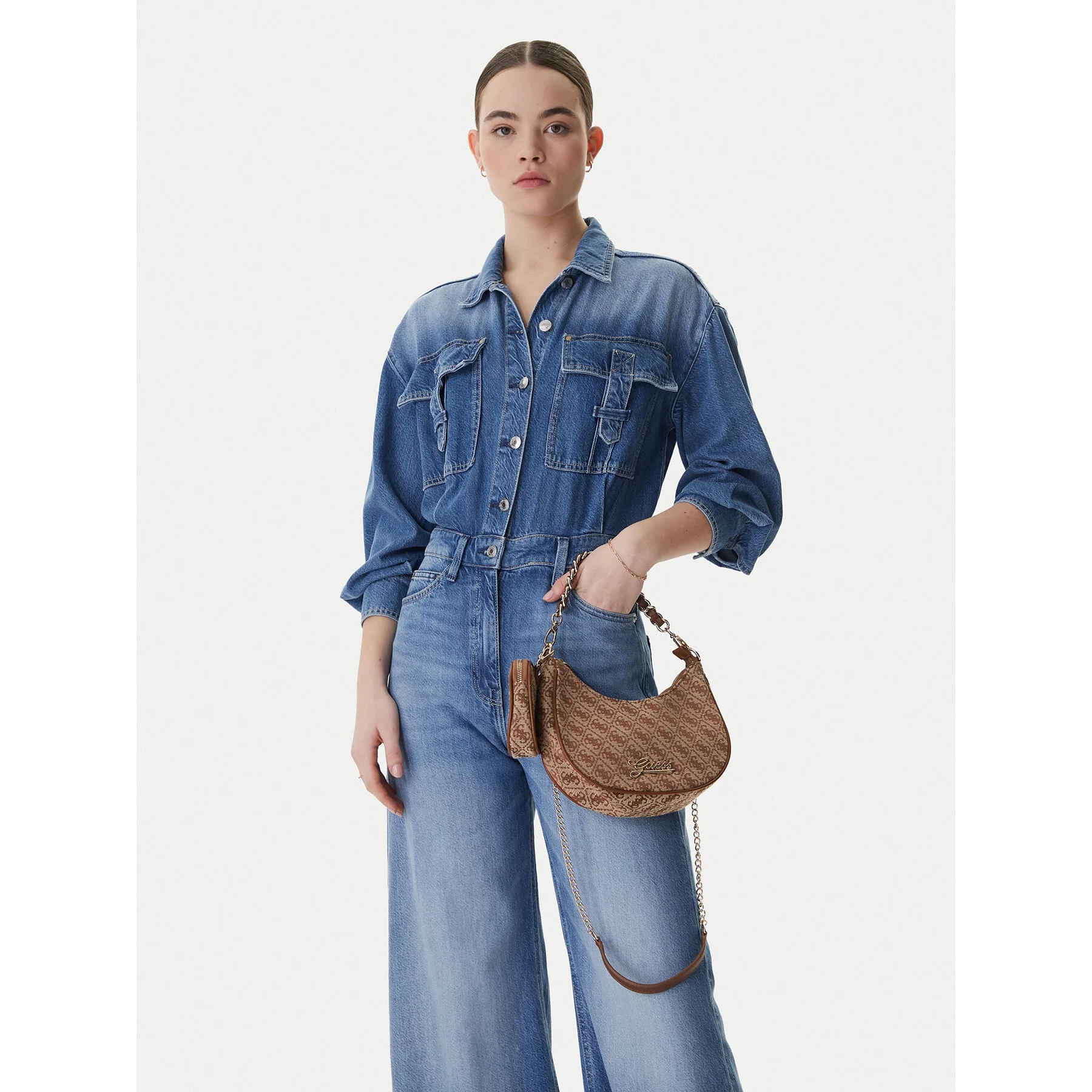 Дамска чанта Guess WFV20 кафява – Класически дамски чанти