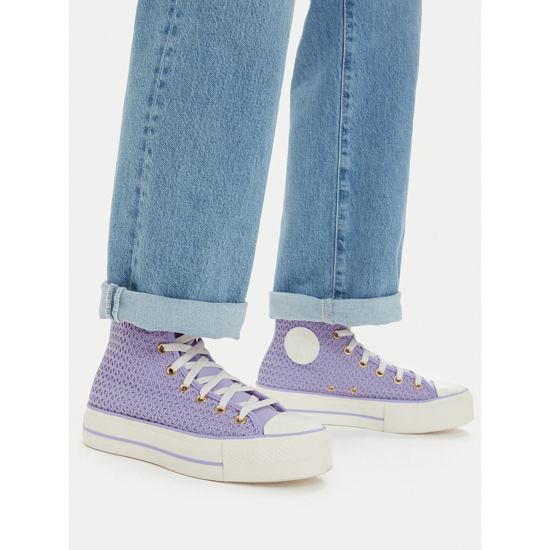Дамски високи кецове Converse Chuck Taylor All Star Lift A13644C виолетови