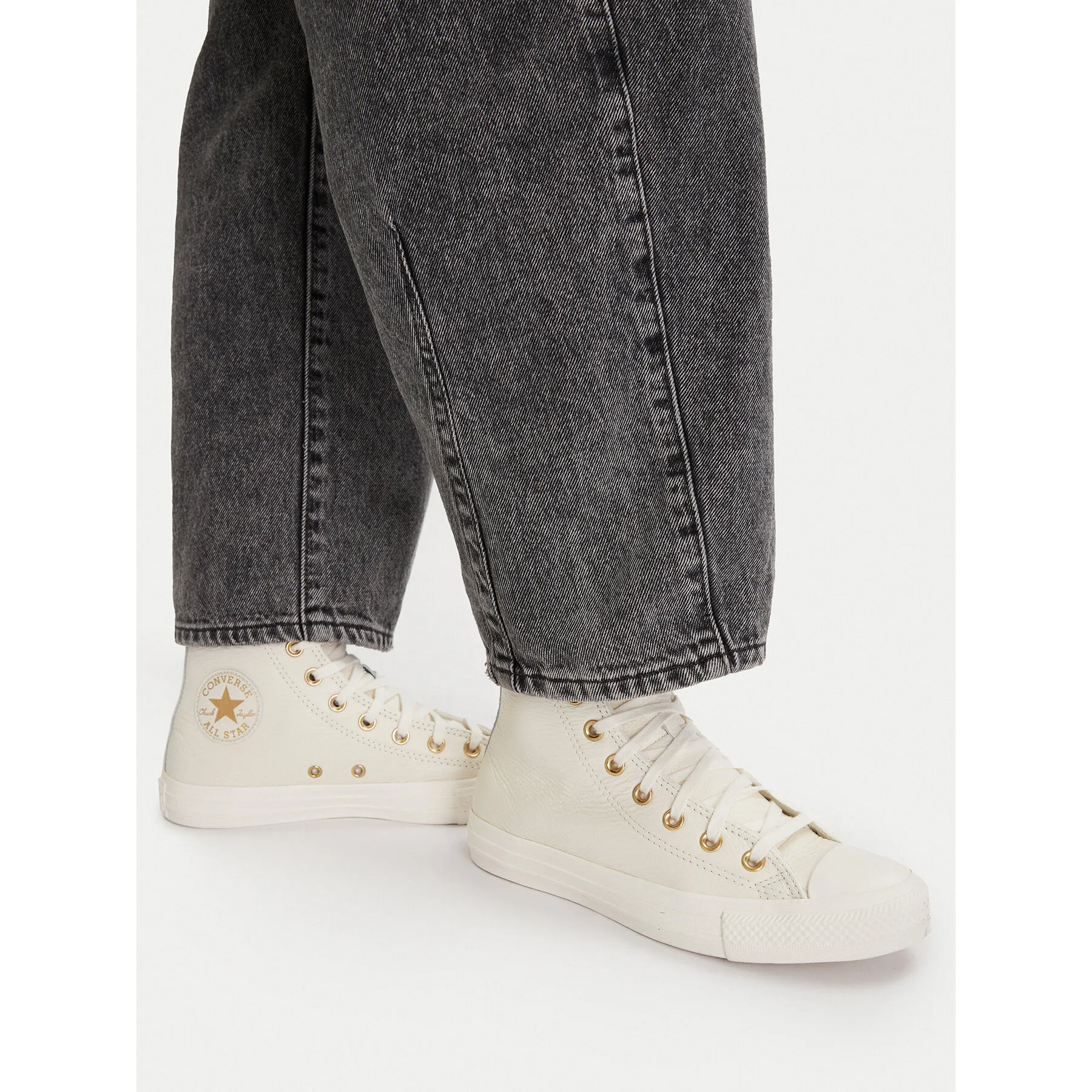 Дамски високи кецове Converse Chuck Taylor All Star Gold бежови