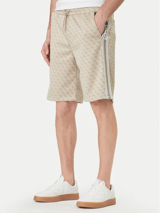 Guess Спортни шорти Z6GD12 K3220 Бежов Regular Fit – Мъжки къси панталони