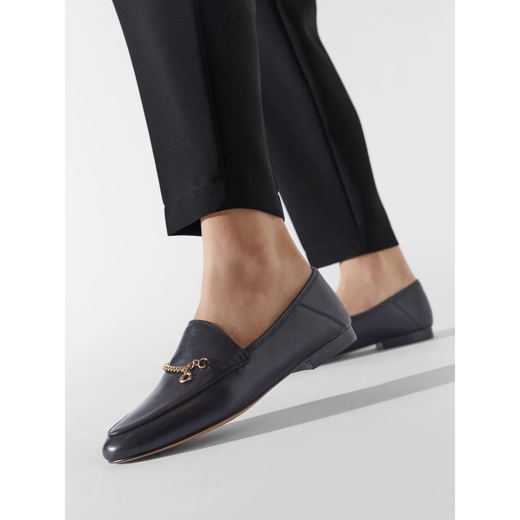 лоуфъри с дебела подметка Coach Hanna Loafer CB989 Черен – Дамски лоуфъри