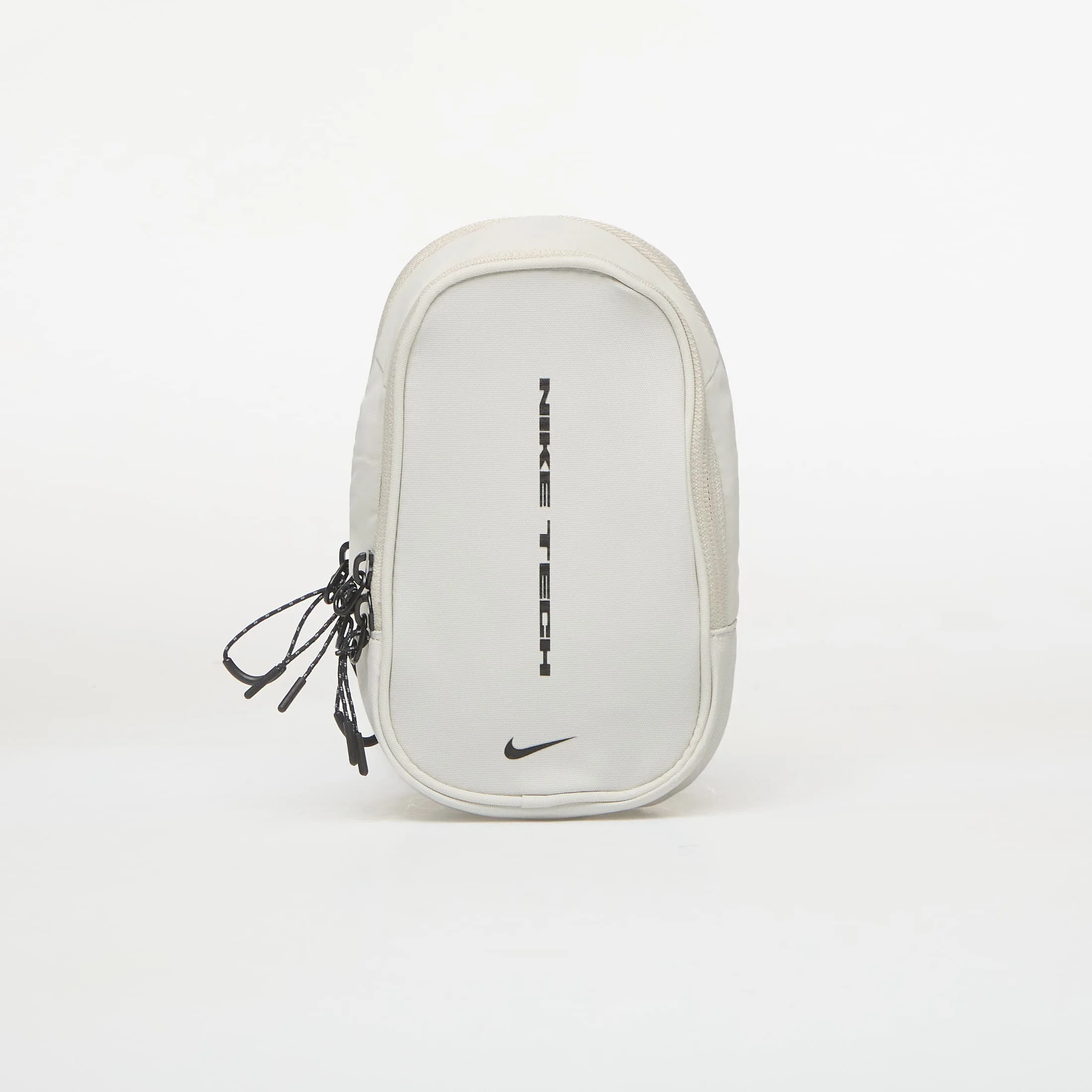 Чанта Nike Commute Nike Tech Crossbody Bag 1L Light Bone/ Light Bone/ Black 1 l – Light Bone|Black – Crossbody чанти
