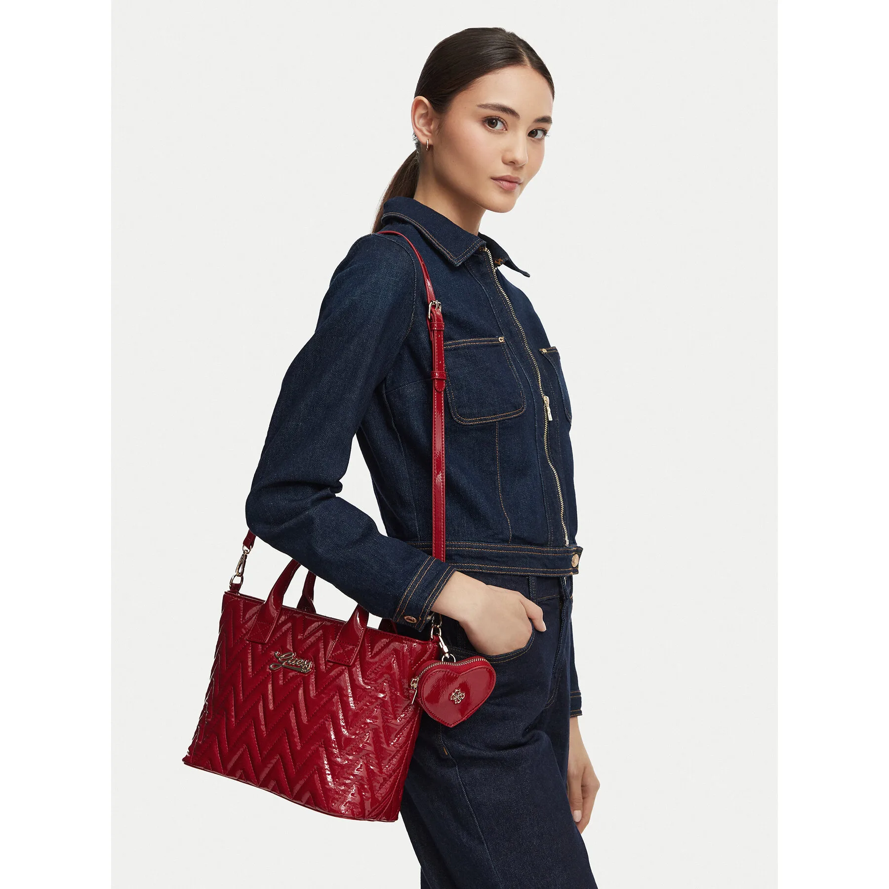 Дамска чанта Guess J6YZ15 W3003 Червен – Класически дамски чанти