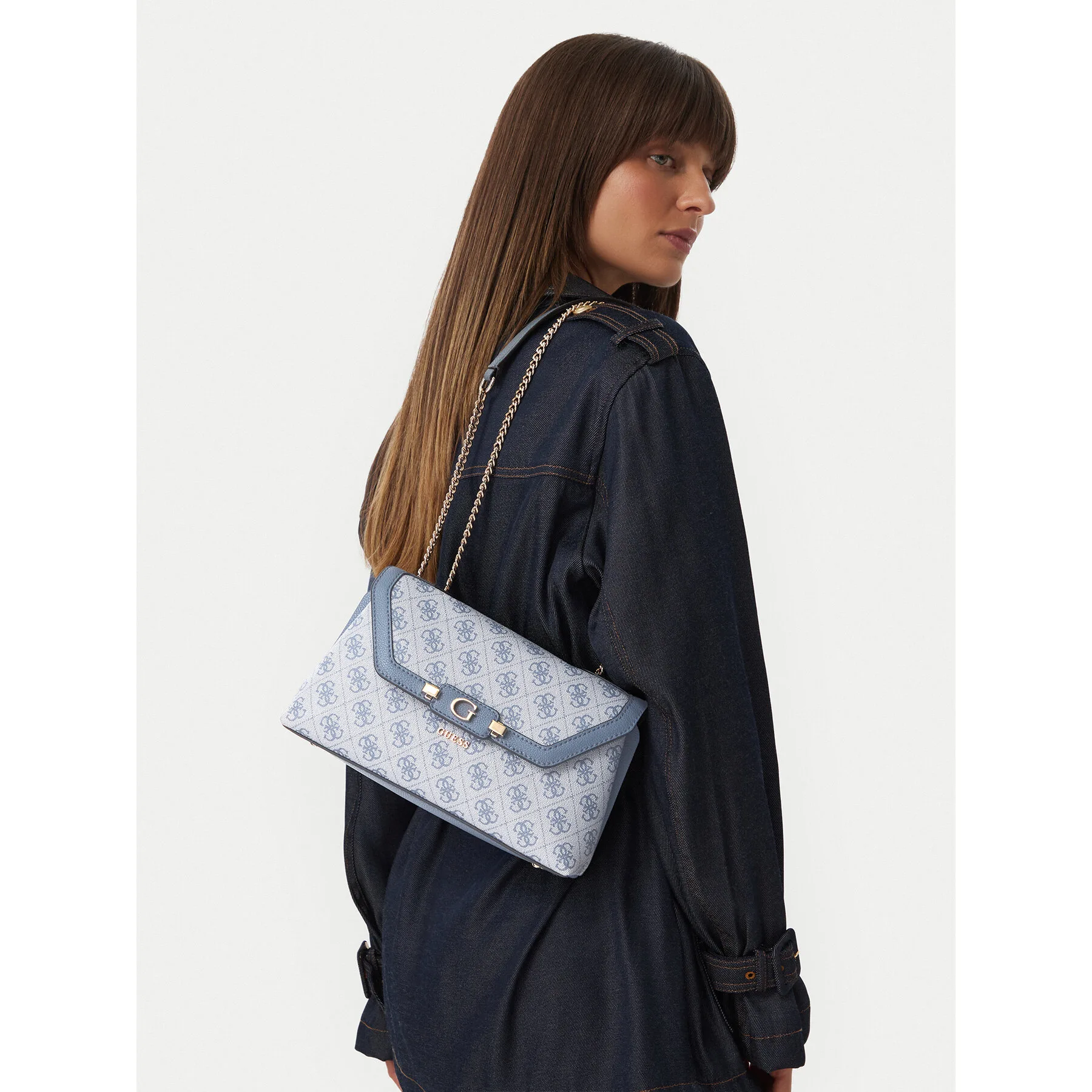 Дамска чанта Guess Lindsey HWSG97 49210 синя – Дамски чанти тип плик