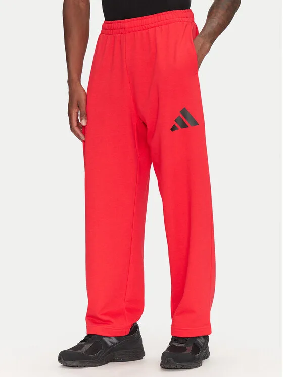 Мъжки спортен панталон adidas Essentials червен – Мъжки спортни панталони