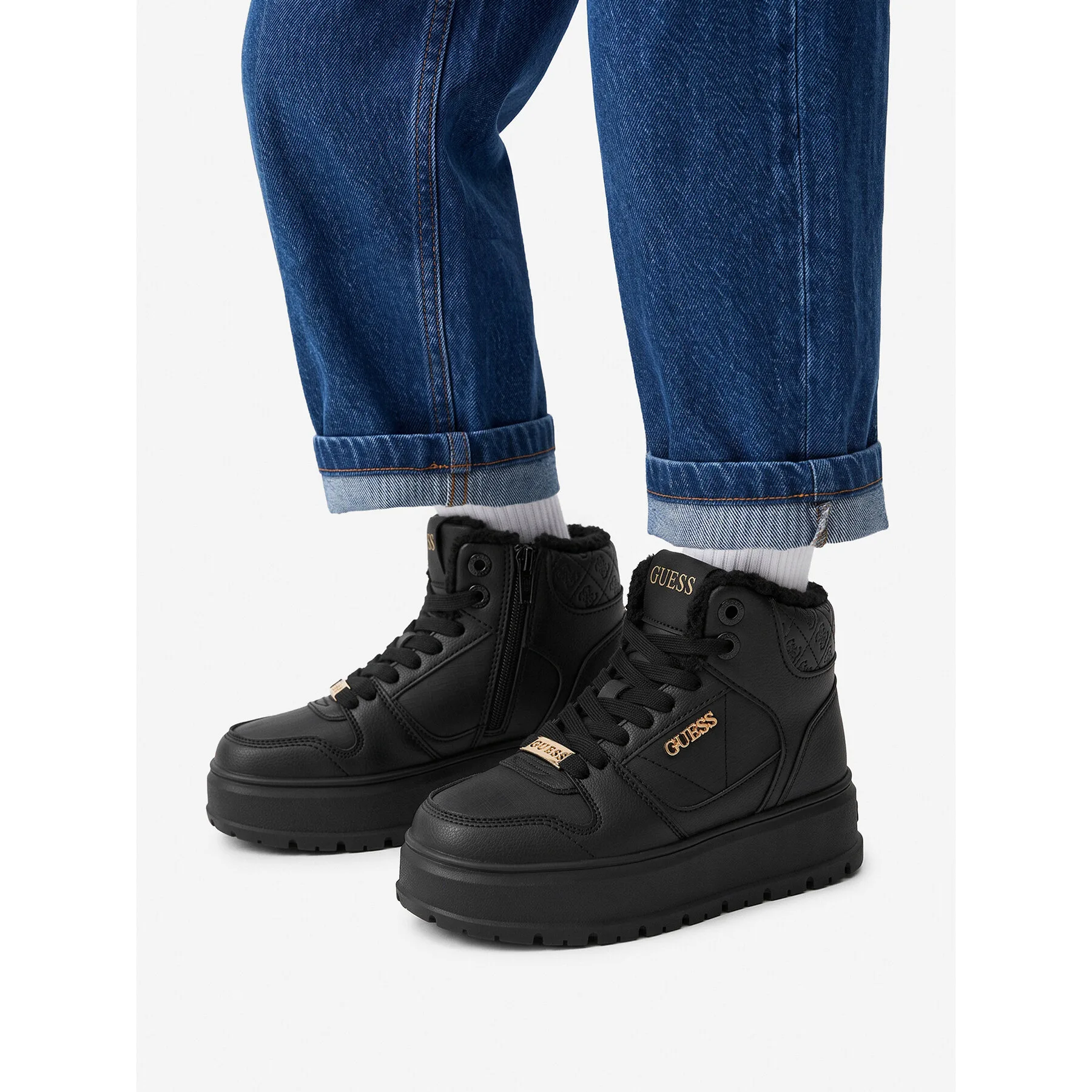 Сникърси Guess CEO-GG-02-AW202 Черен – Детски маратонки