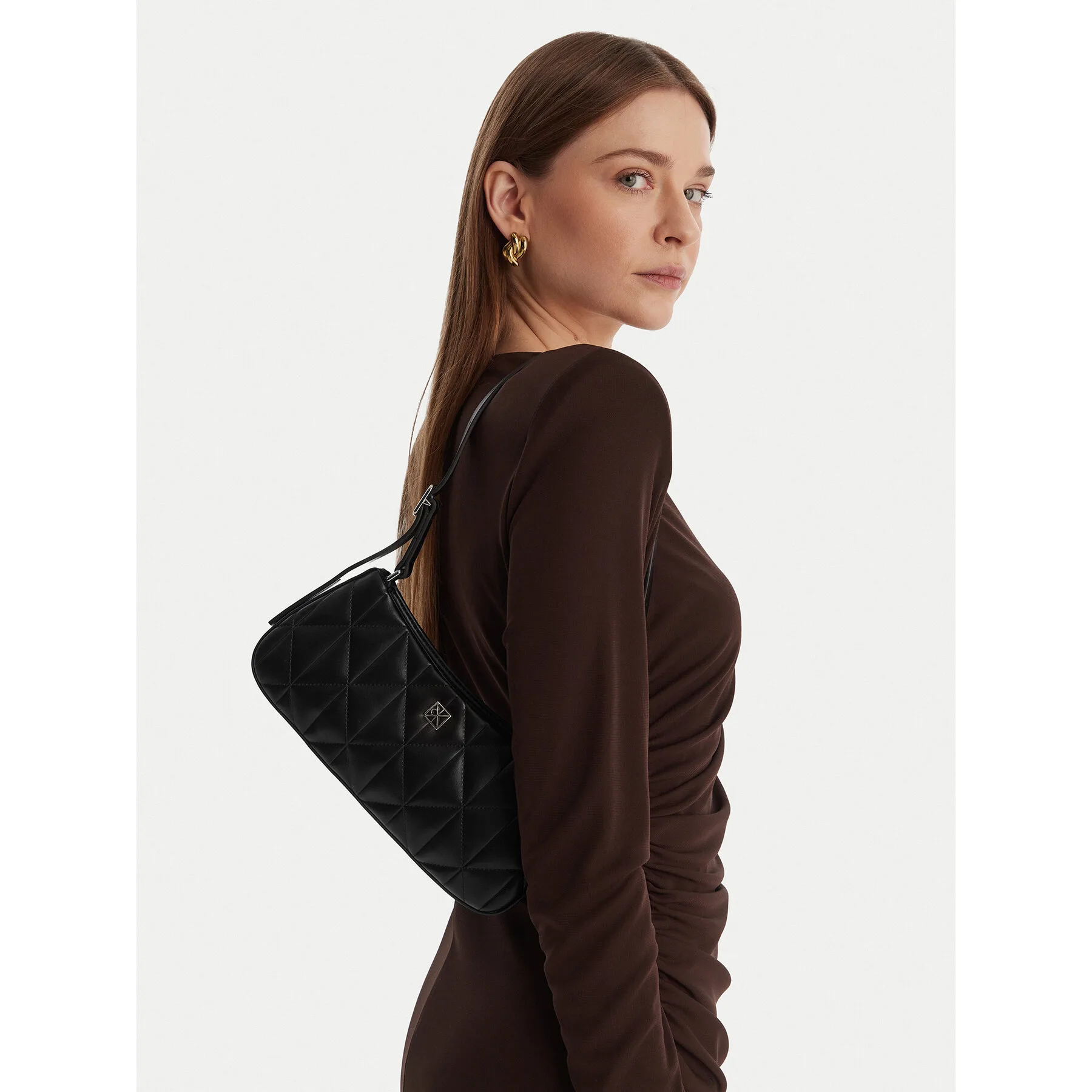Дамска чанта Calvin Klein Quilted Small Shoulder черна – Черен – Класически дамски чанти
