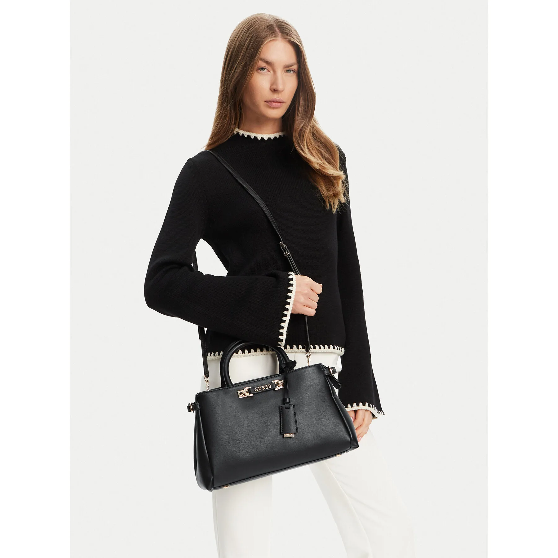 Дамска чанта Guess Lefia HWBG96 44060 черна – Черен – Класически дамски чанти