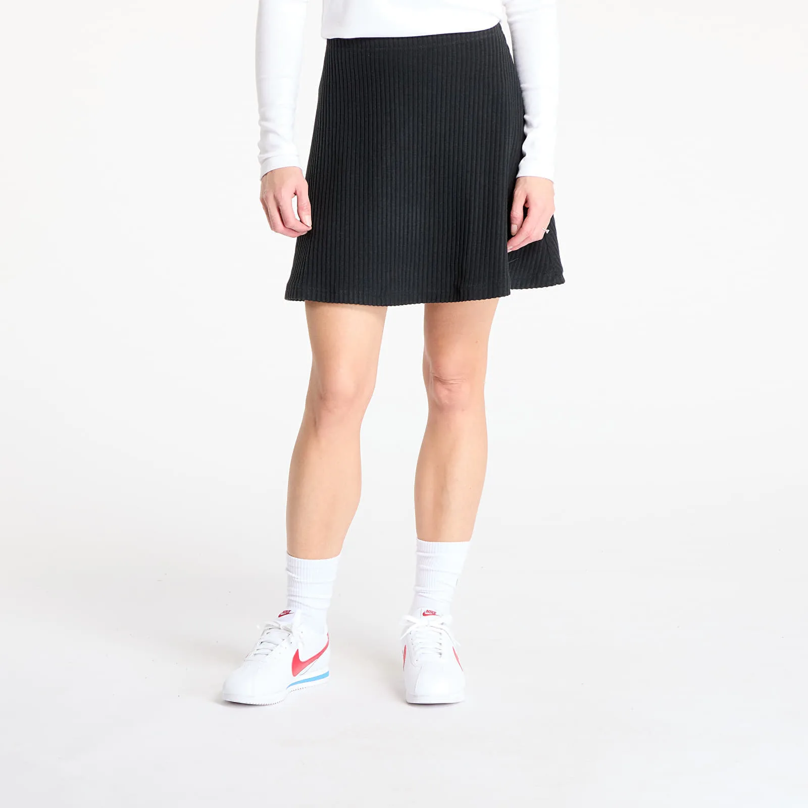 Дамска пола Nike Sportswear Chill Knit Ribbed Mini черна – Black – Дамски миди поли