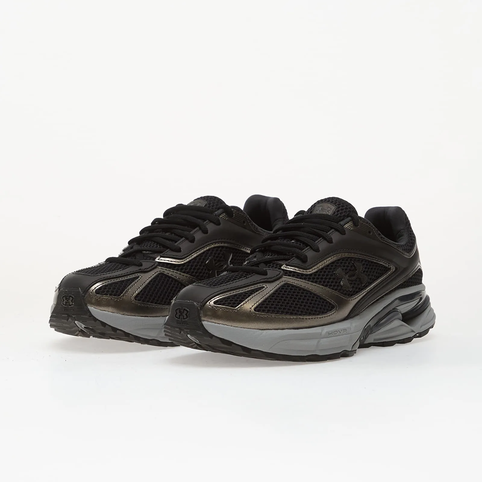 Мъжки маратонки Under Armour Hovr Apparition Rtrftr TC черни – Black – Мъжки ниски маратонки