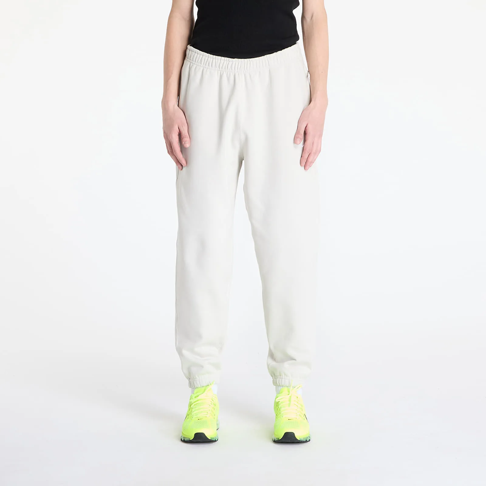 Мъжки полар Nike Solo Swoosh Pants кремав/бял – Light Bone|White – Мъжки полари