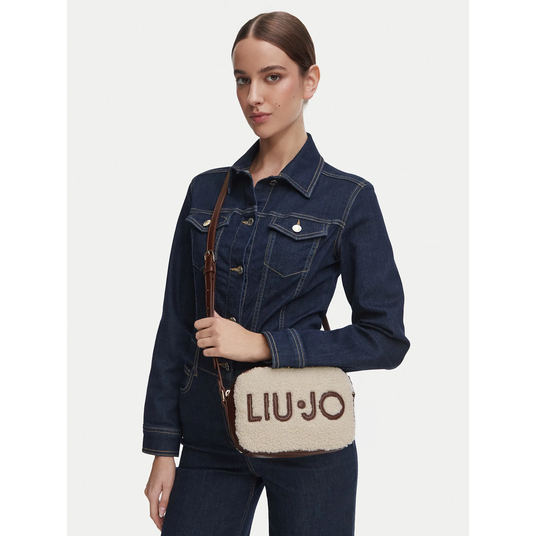 Дамска чанта Liu Jo AF6119 E1163 Бежов – Чанти