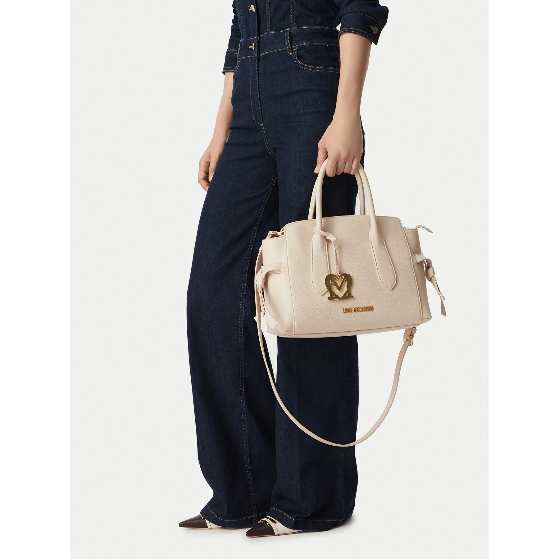 Дамска чанта LOVE MOSCHINO JC4055PP1PLL0110 Кремав – Класически дамски чанти