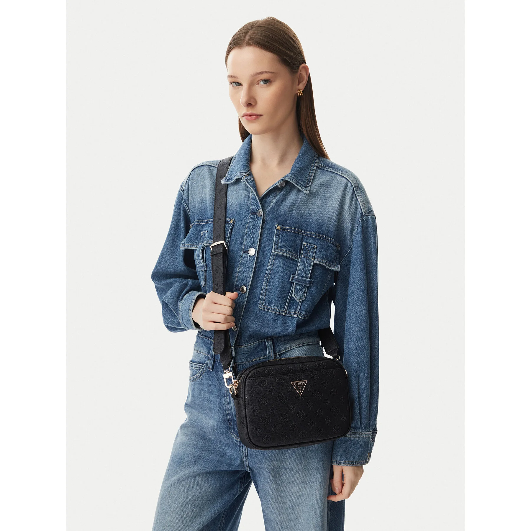 Дамска чанта Guess Victtoria HWPG95 14140 черна – Черен – Дамски чанти тип плик
