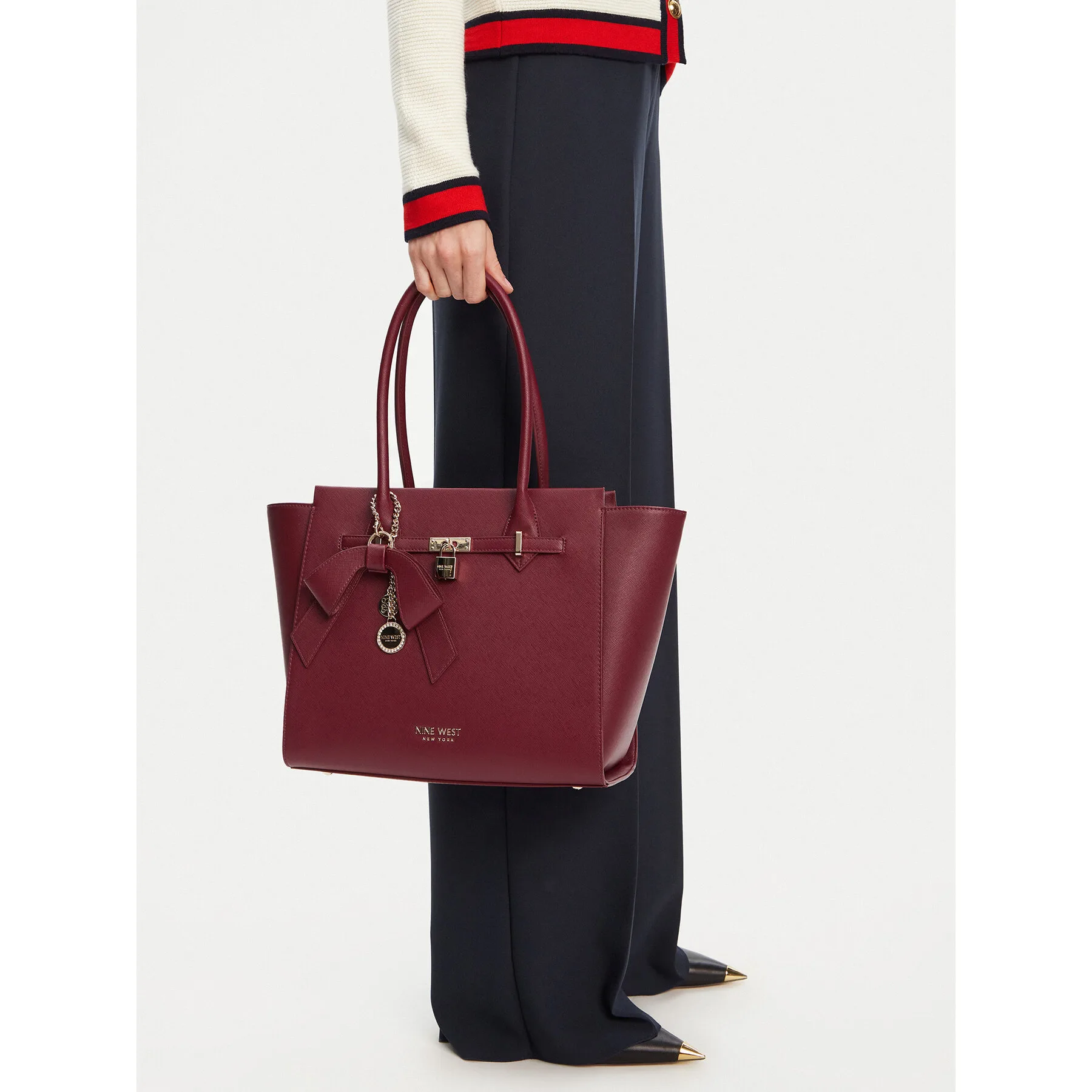 Дамска чанта Nine West Chelsea-Charm-III-LX10186 бордо – Дамски ежедневни чанти