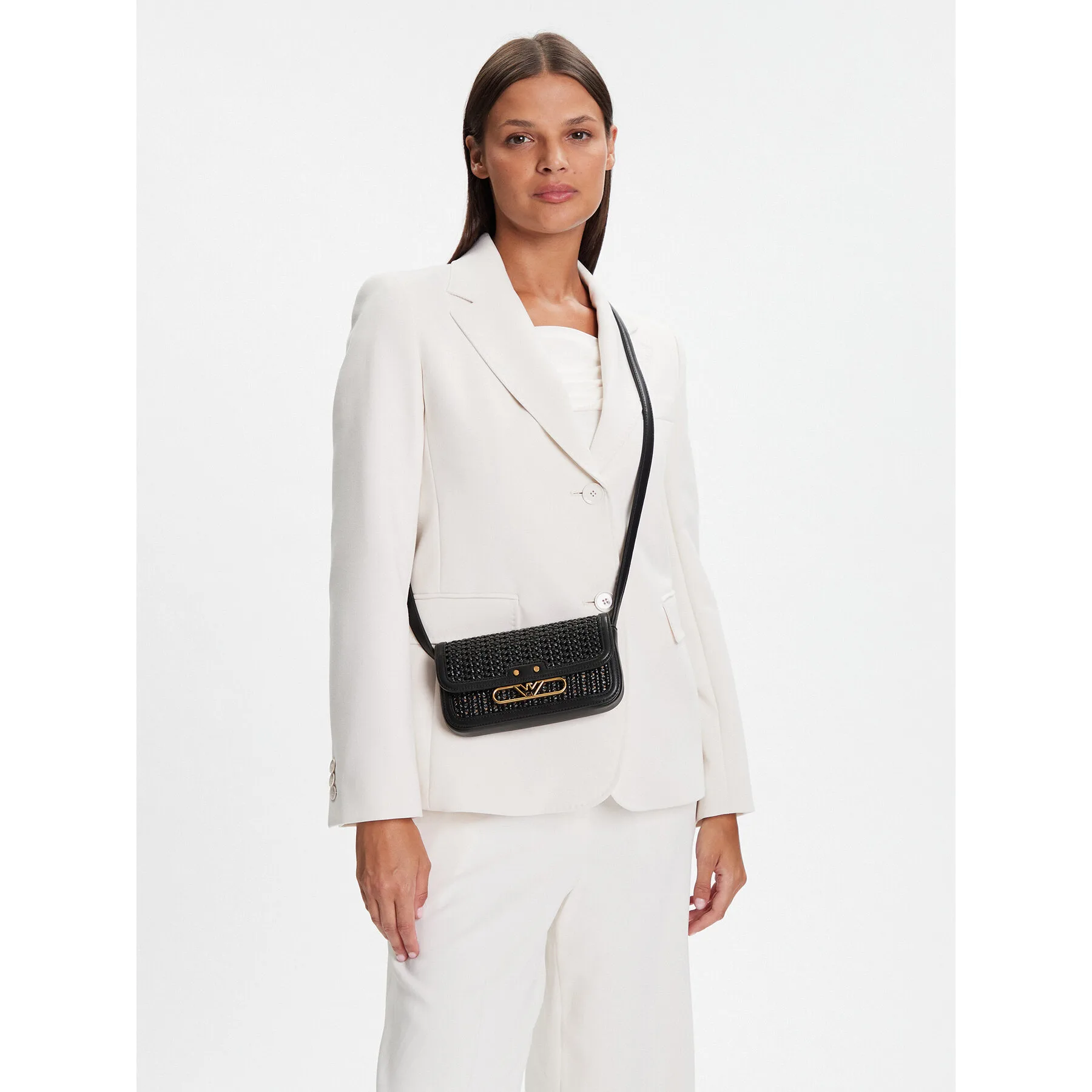 Дамска чанта Emporio Armani EW001212 AF15873 UC001 Черен – Чанти