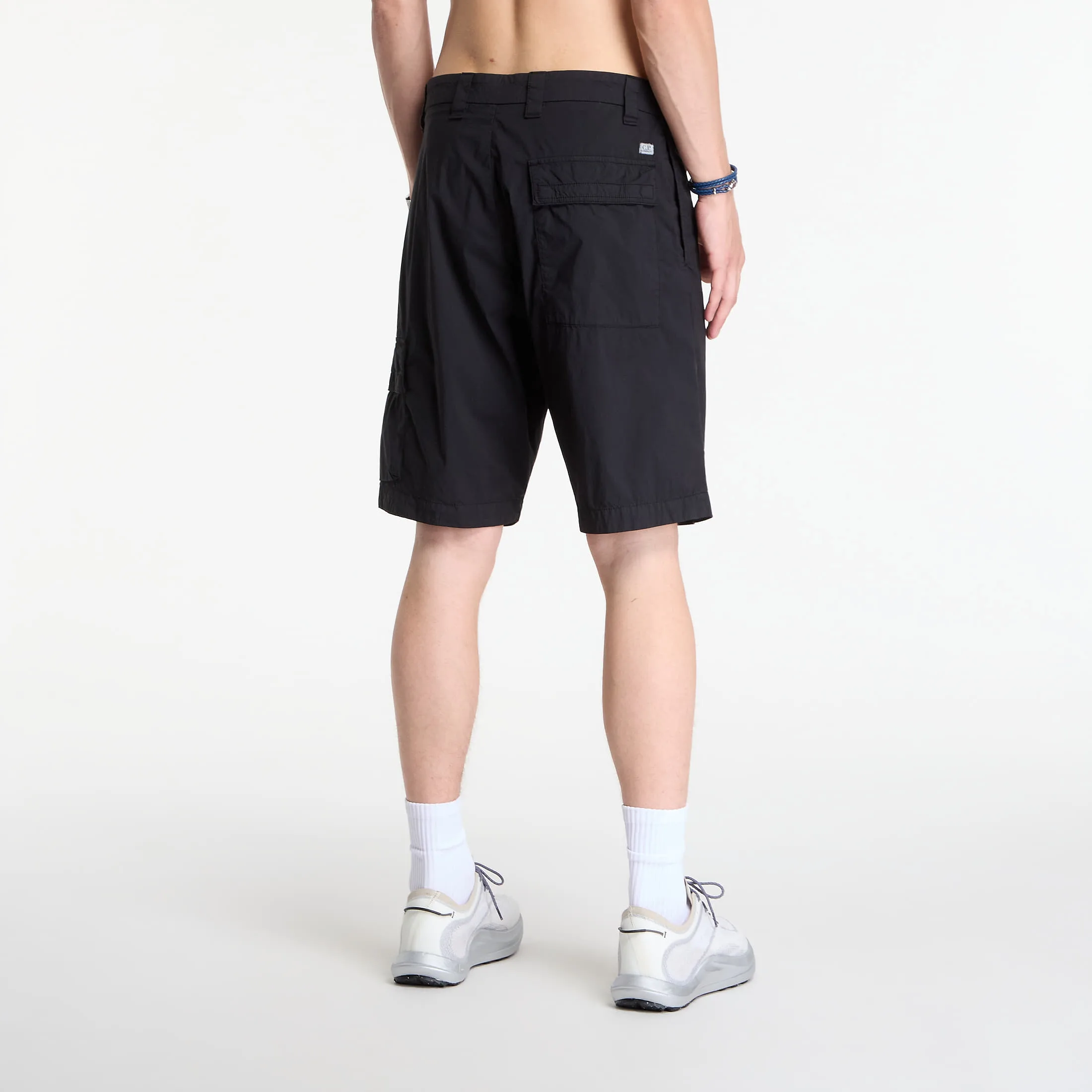 Къси панталони C.P. Company 50 Fili Stretch Loose Lens Cargo Shorts Black 52 – Мъжки къси панталони