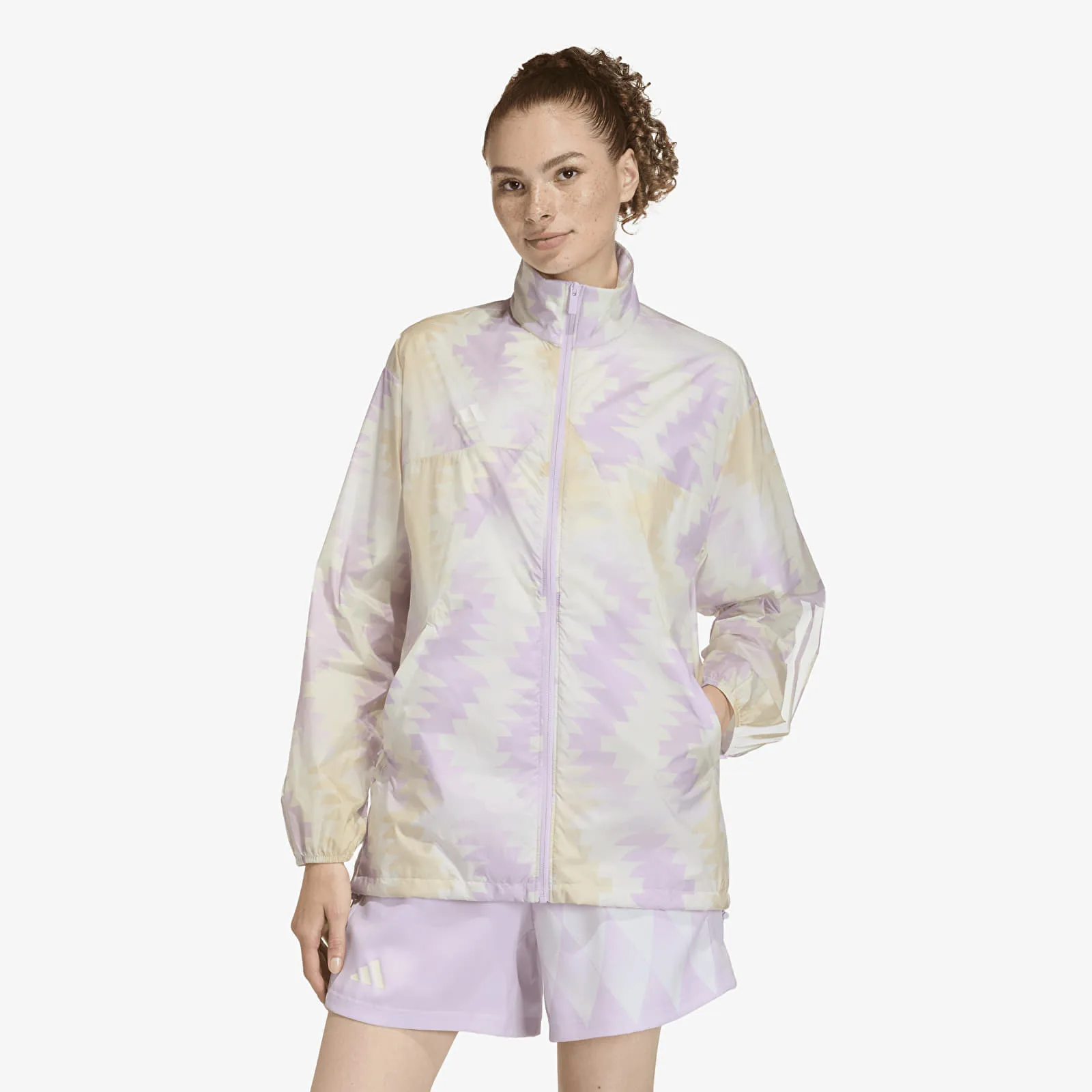 Яке adidas House Of Tiro x Common Goal AOP Windbreaker Wonder White/ Off White/ Ice Lavender M – Wonder White|Off White|Ice Lavender – Дамски як…