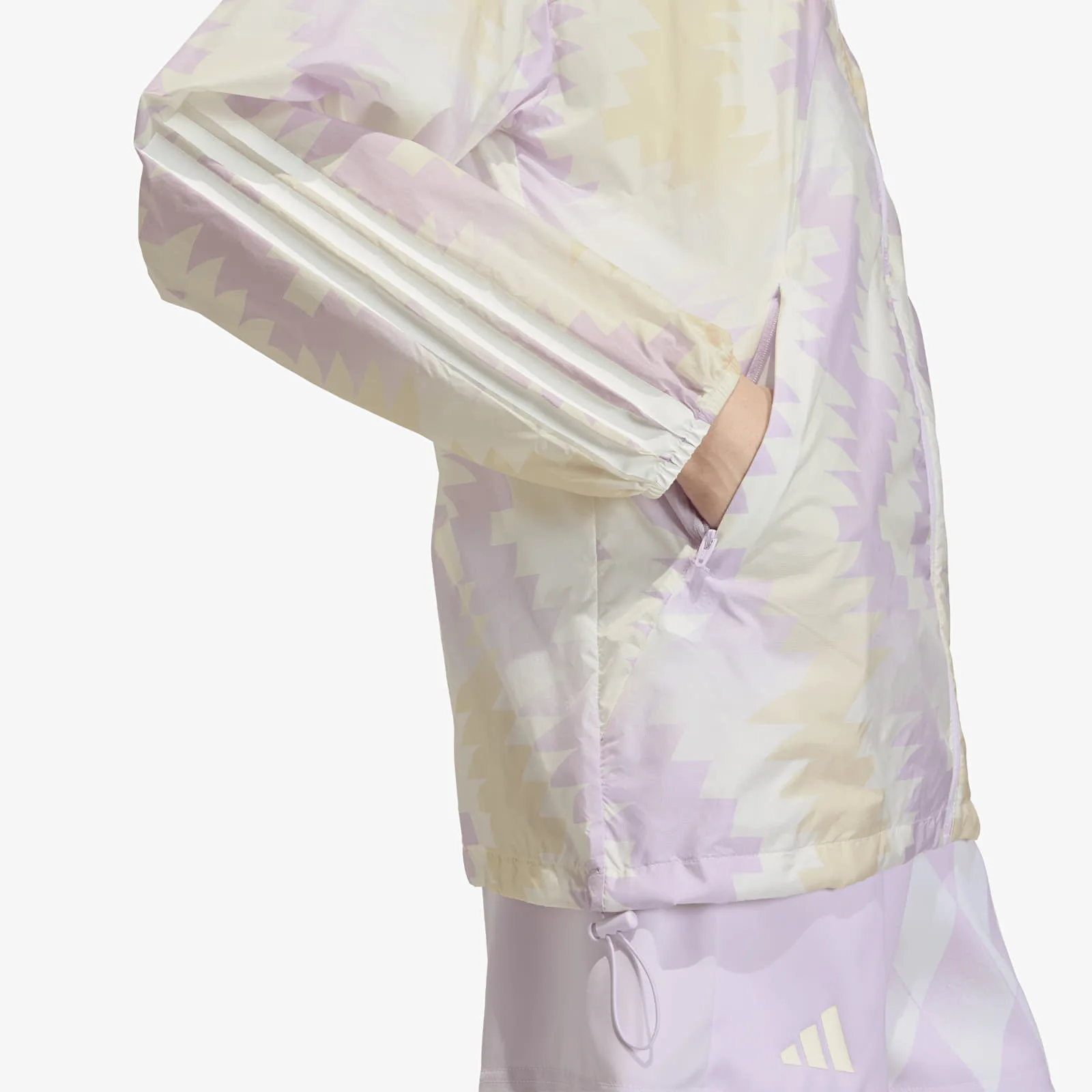 Яке adidas House Of Tiro x Common Goal AOP Windbreaker Wonder White/ Off White/ Ice Lavender M – Wonder White|Off White|Ice Lavender – Дамски як…