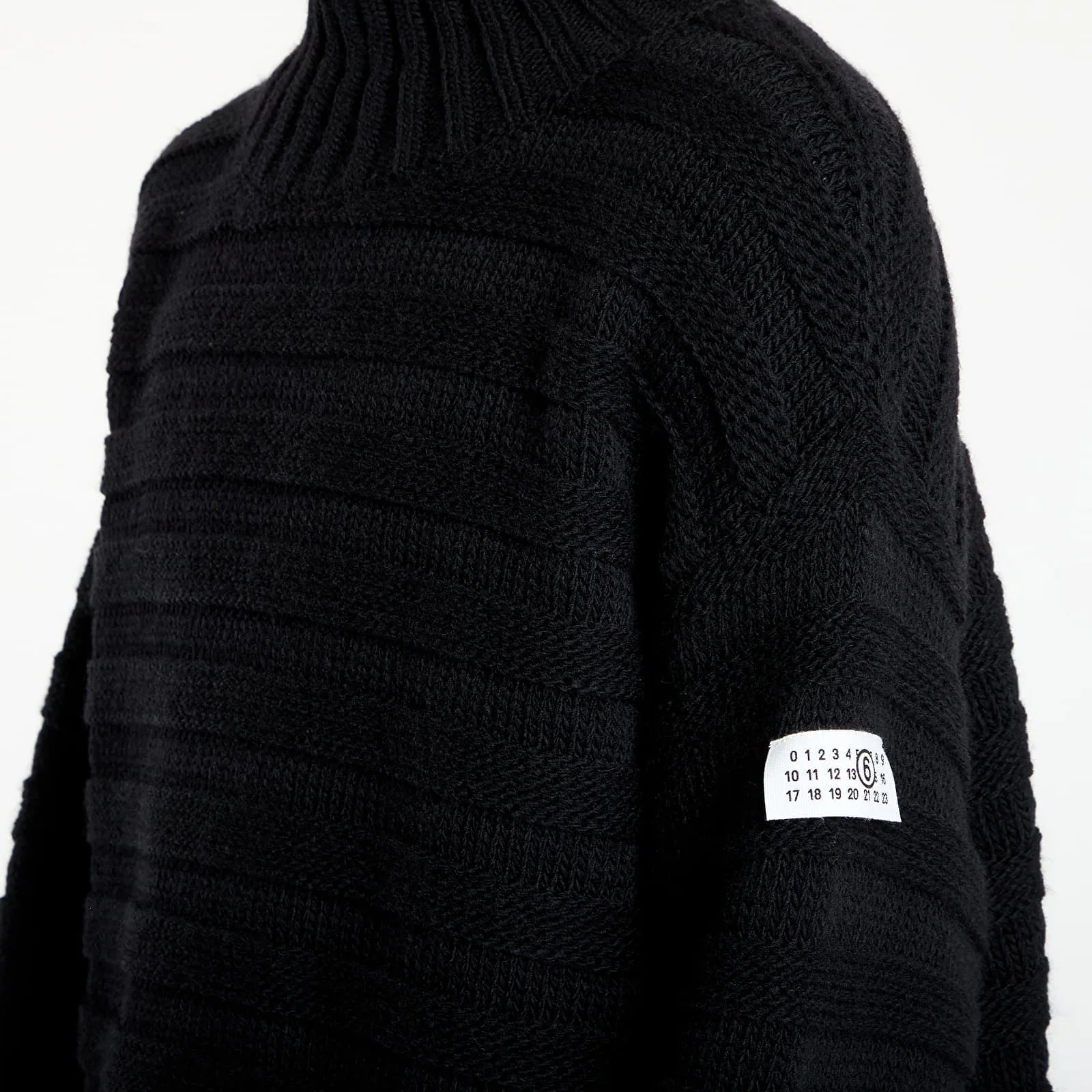 Мъжки суитшърт MM6 Maison Margiela Pullover черен – Black – Мъжки суитшърти без цип