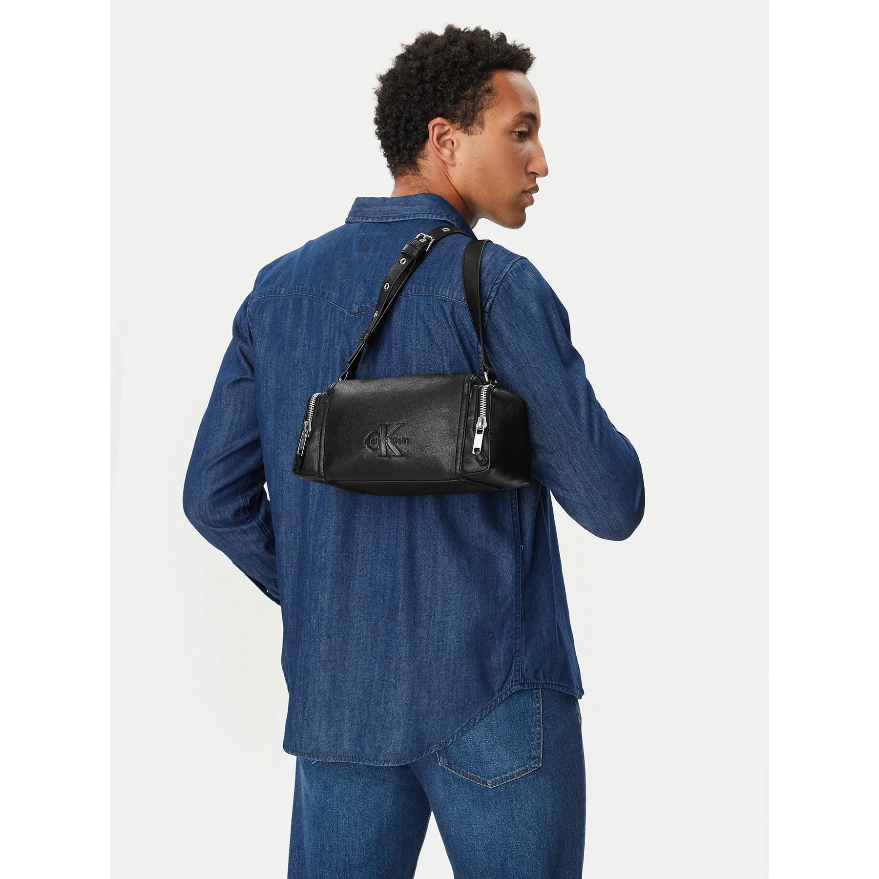 Мъжка чантичка Calvin Klein Jeans Flight Bag LV04D3469G Черен