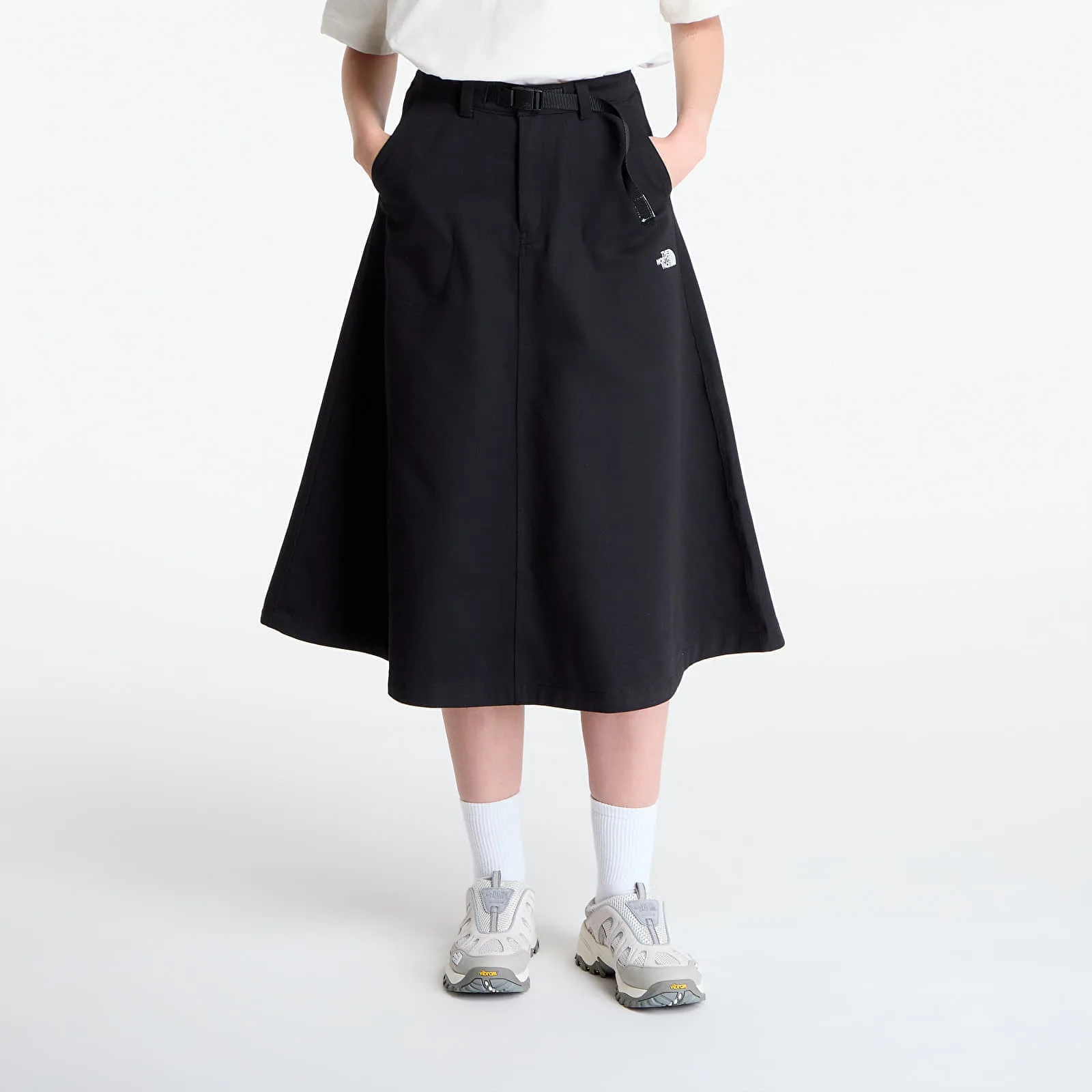 Пола The North Face Twill Skirt - Ap TNF Black/ TNF White XL – TNF Black|TNF White – Дамски поли