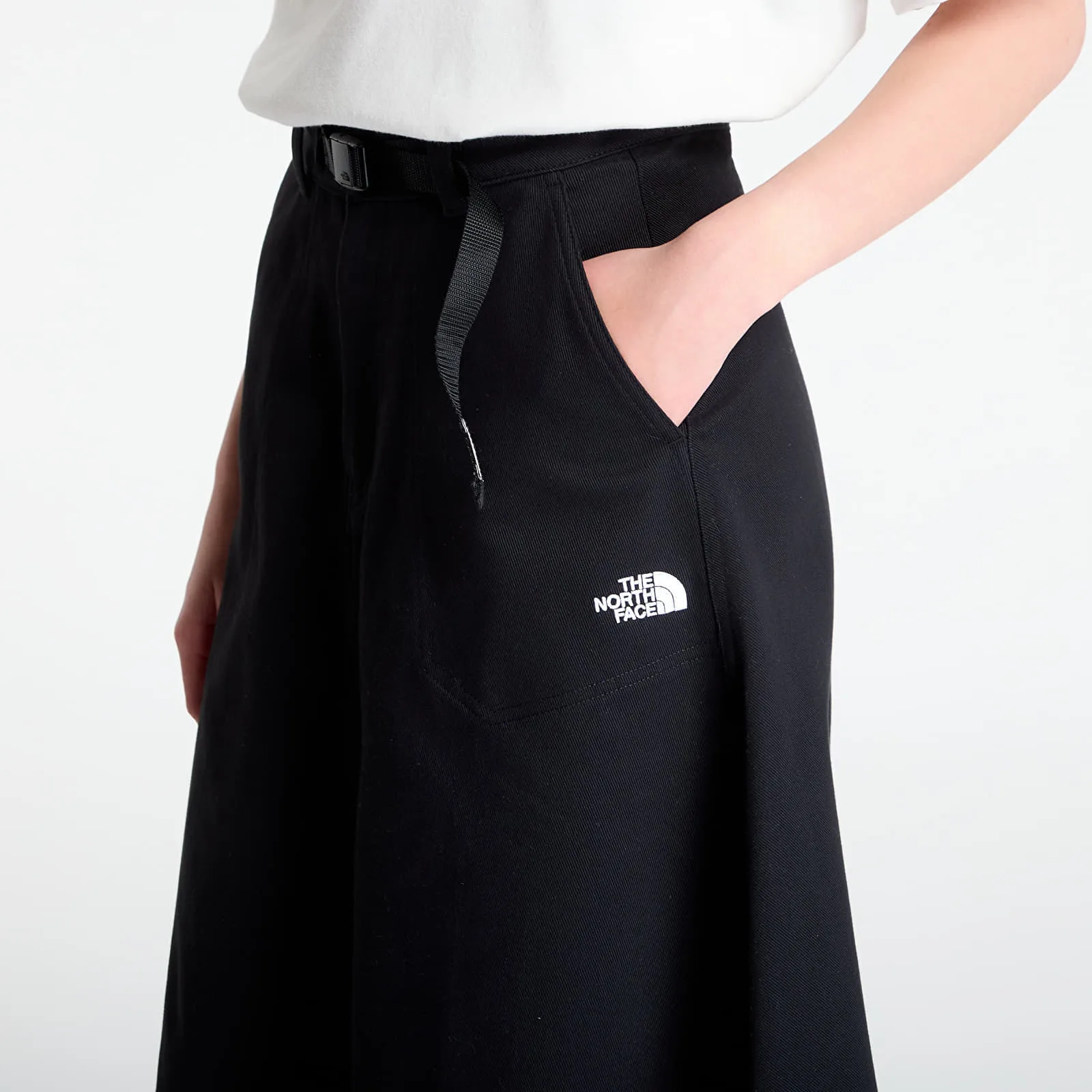 Пола The North Face Twill Skirt - Ap TNF Black/ TNF White XL – TNF Black|TNF White – Дамски поли