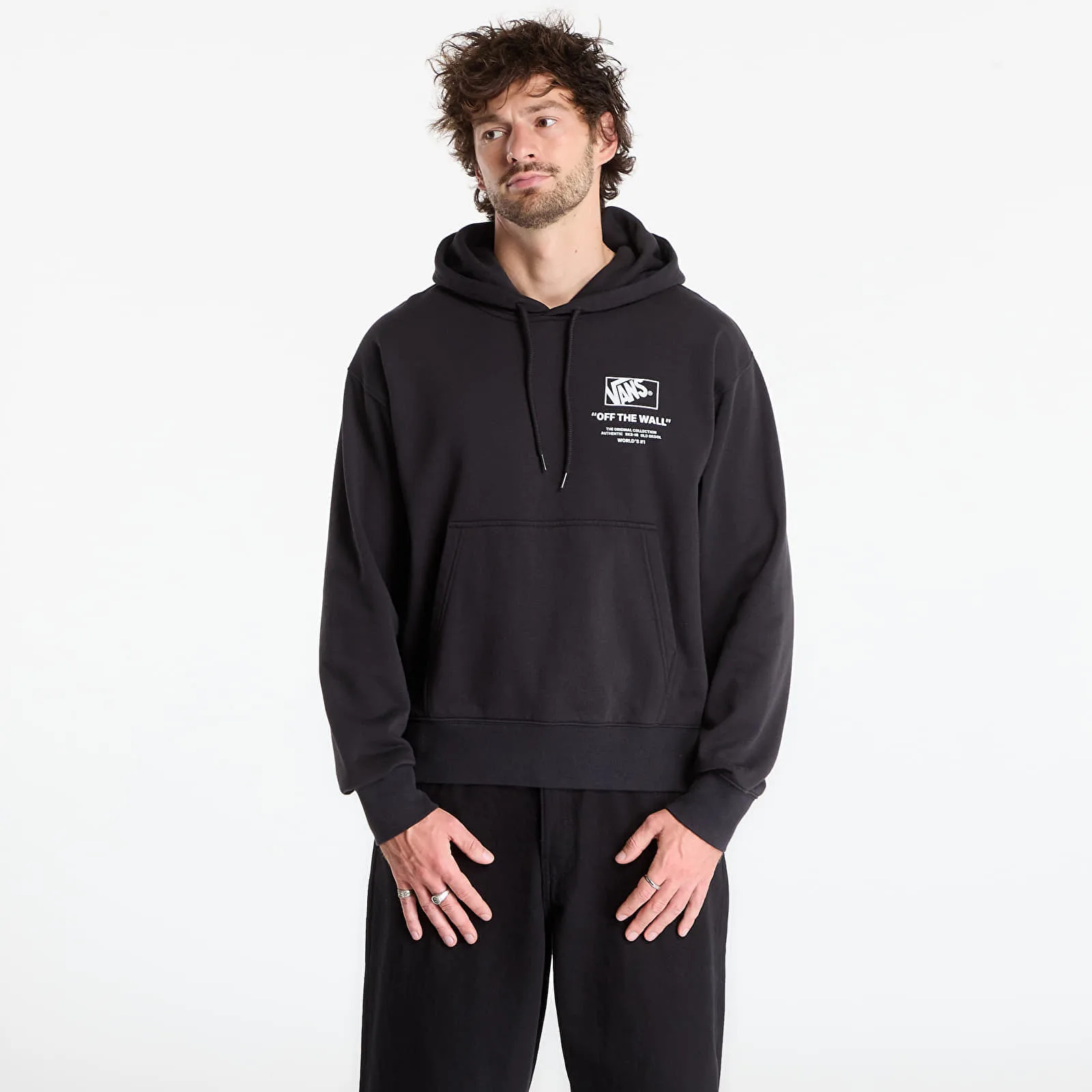 Мъжки суитшърт Vans Stacked Hi Pullover черен/бял – Black|White – Мъжки суитшърти без цип