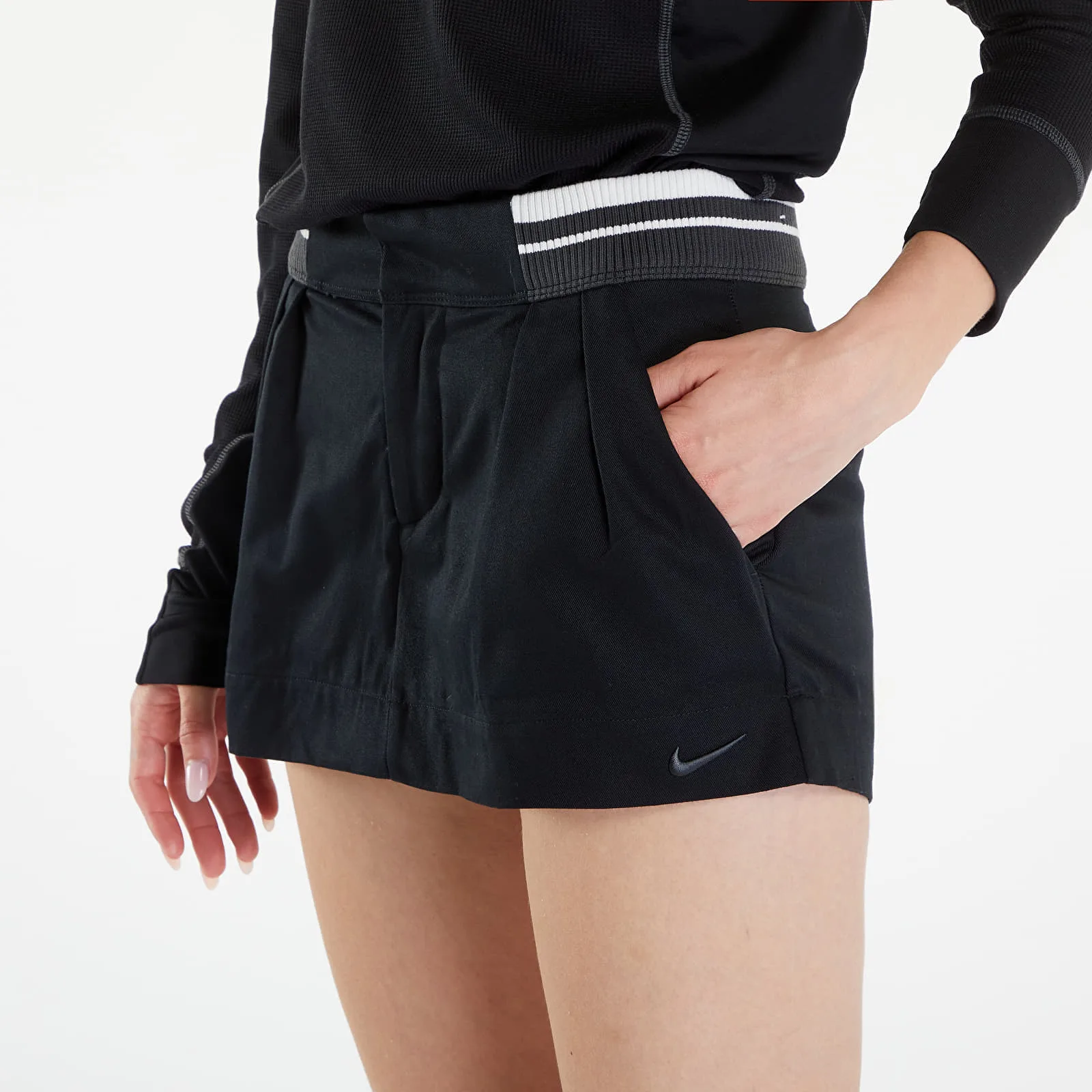 Пола Nike Sportswear Women's Canvas Low-Rise Mini Skirt Black/ Anthracite XXL – Black|Anthracite – Дамски поли