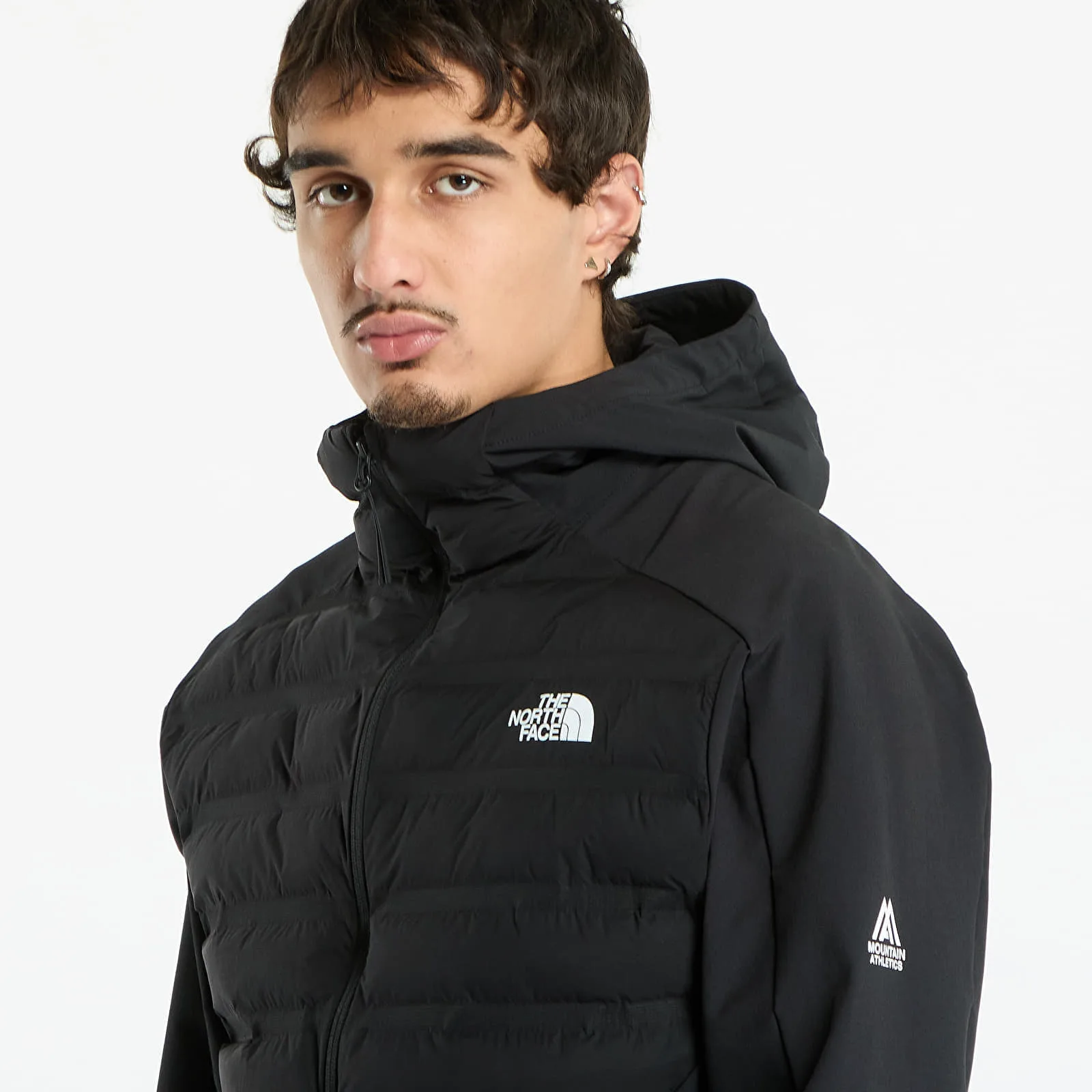 Мъжки суитшърт с качулка The North Face Mountain Athletics Cari черен – TNF Black – Мъжки худита