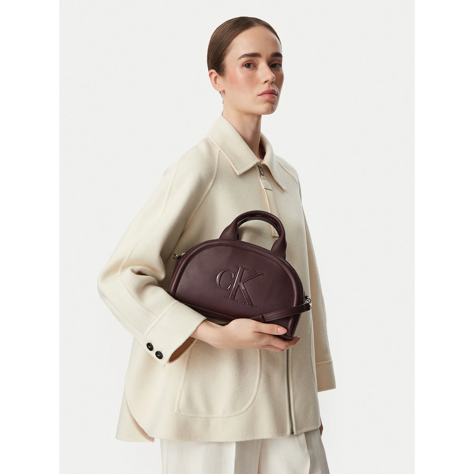 Дамска чанта Calvin Klein Bold Ck Dome Crossbody LV04F3895G Бордо – Crossbody чанти