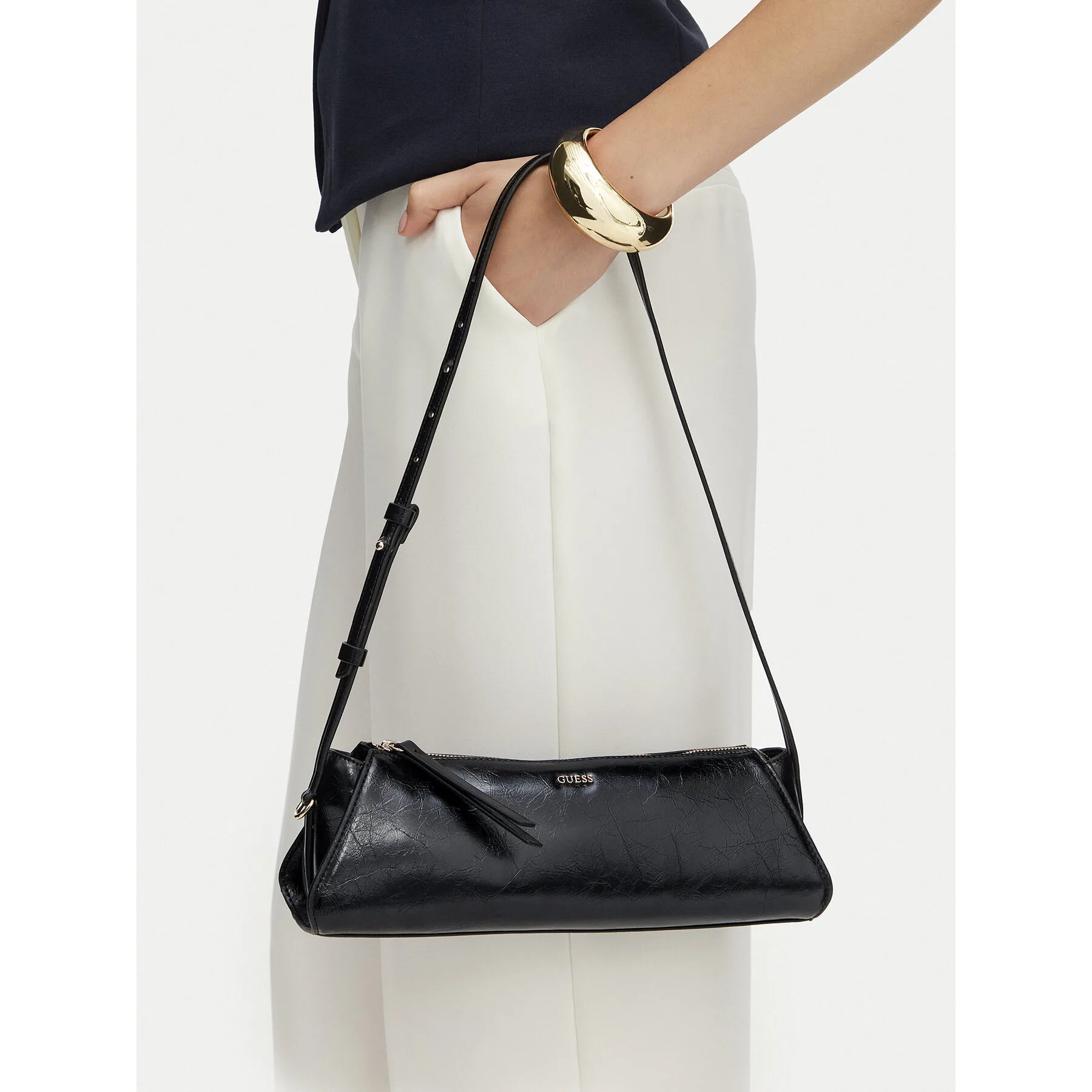 Дамска чанта Guess Xeba Mini HWTC97 31720 Черен – Класически дамски чанти