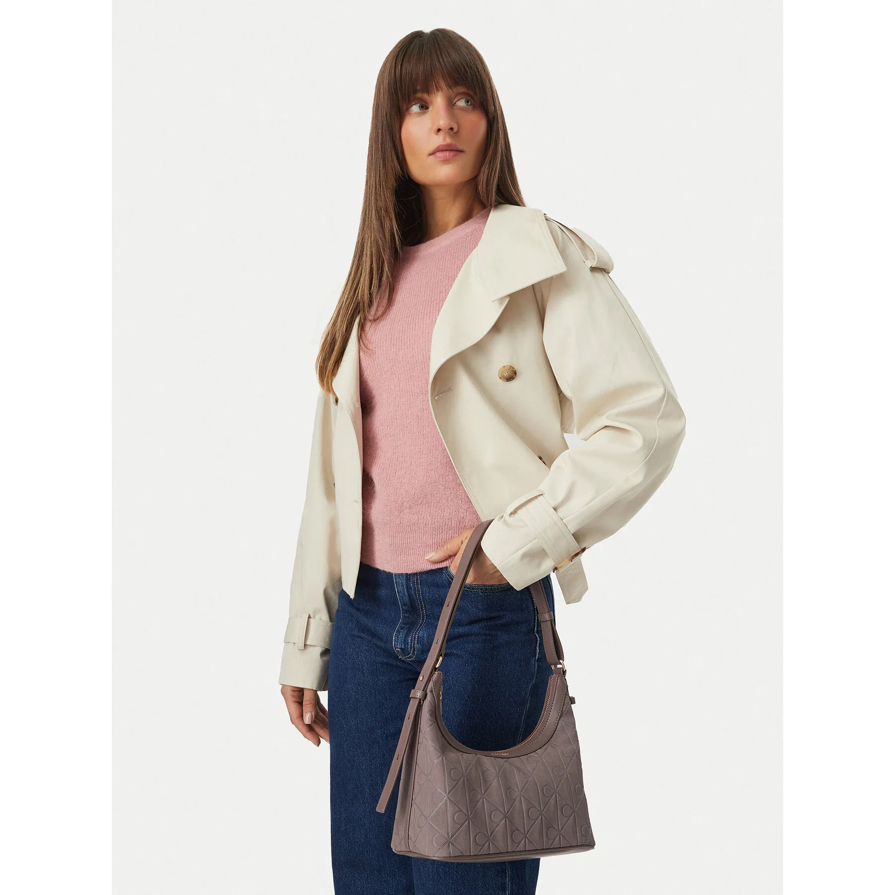 Дамска чанта Calvin Klein Emblem Aop Sueded Shoulder Bag LV04F3880G Бежов – Crossbody чанти