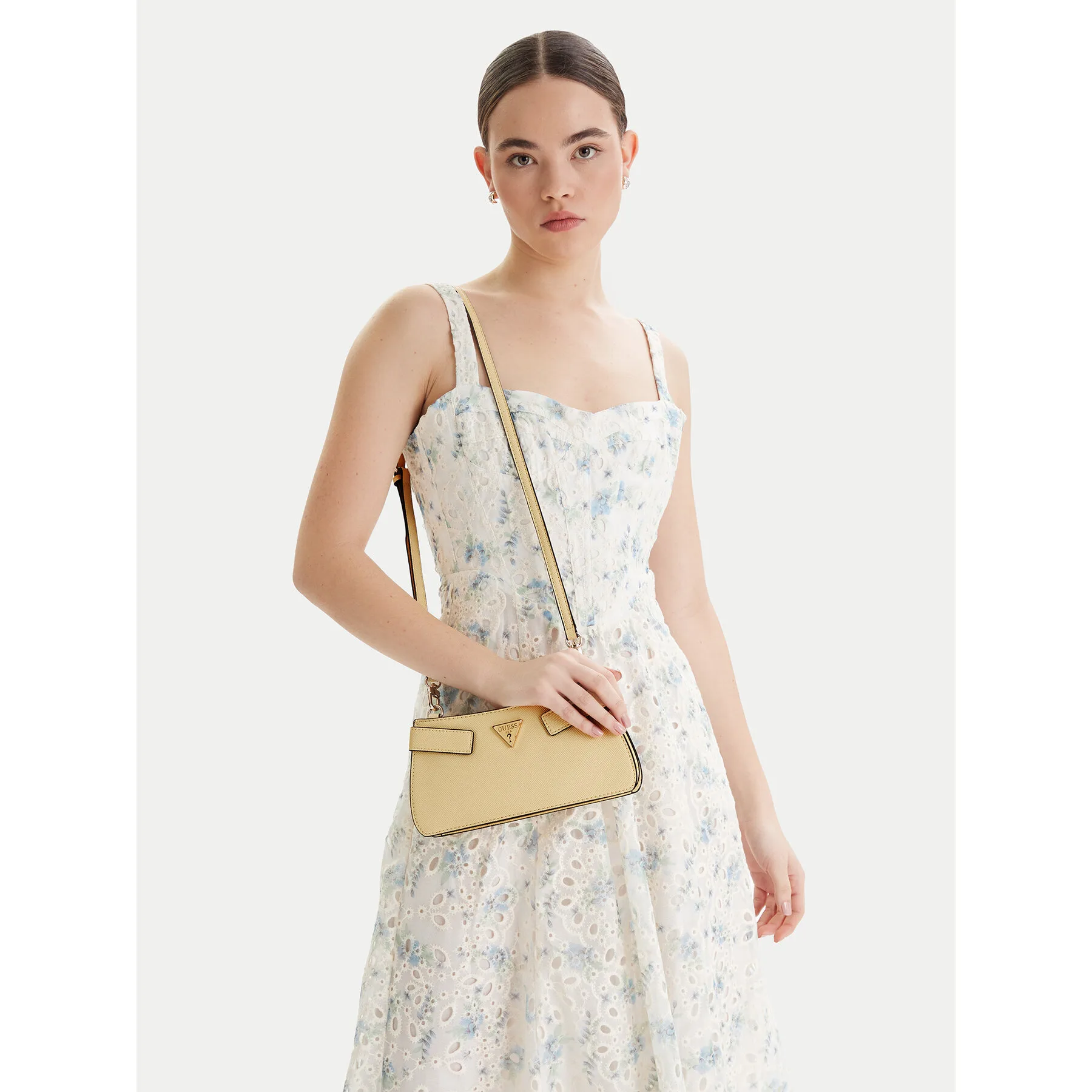 Дамска чанта Guess Serenova Mini HWZG80 91720 Жълт – Дамски чанти тип плик