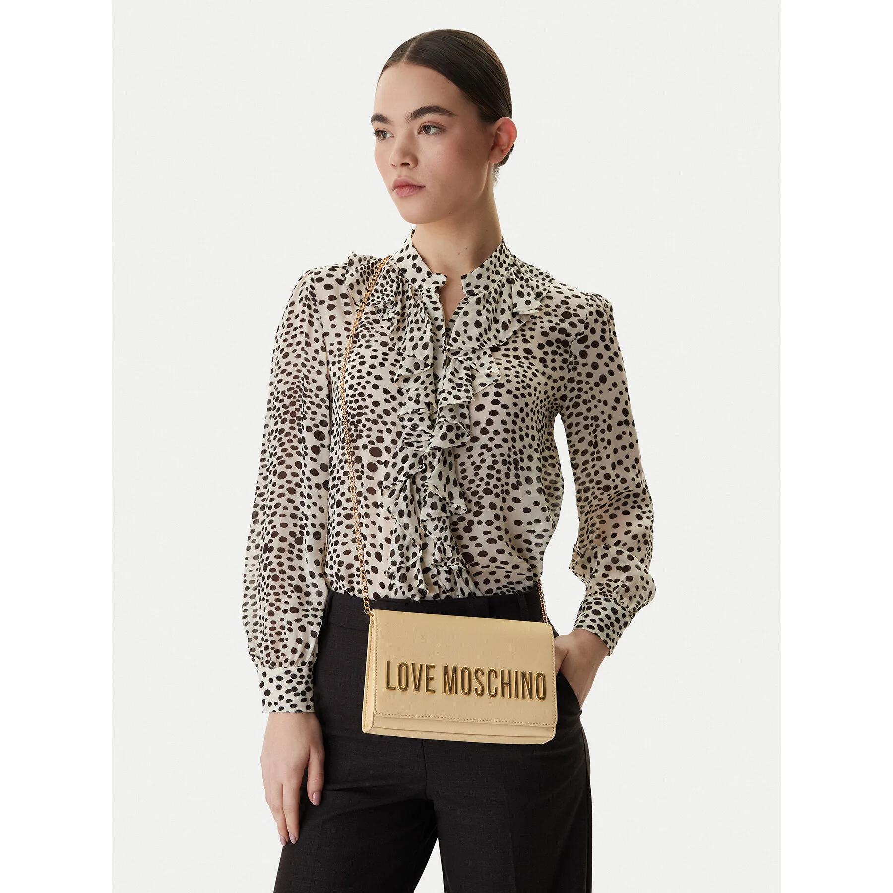 Дамска вечерна чанта LOVE MOSCHINO JC4103PP1OKD0129 бежова – Дамски вечерни чанти