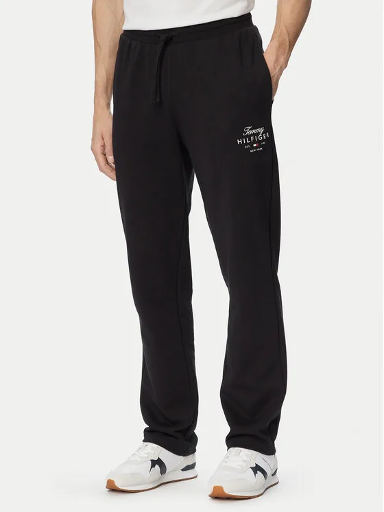 Tommy Hilfiger Долнище анцуг Script Stack MW0MW44332 Черен Regular Fit – Мъжки спортни панталони