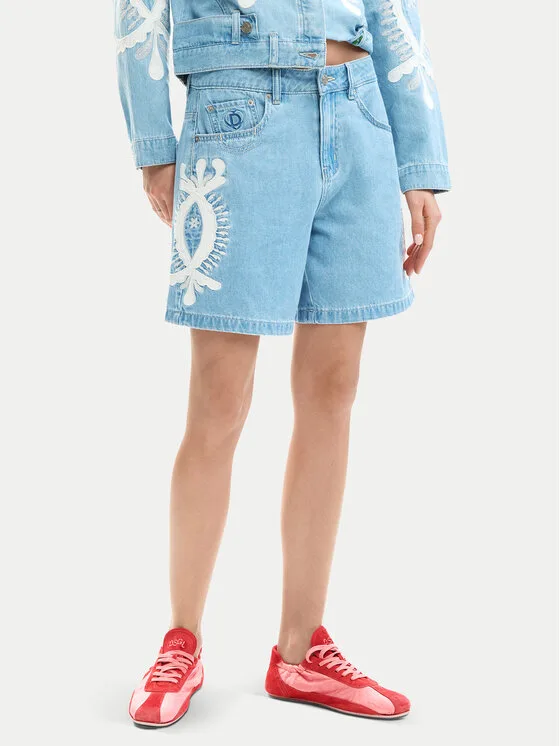 Дамски дънкови шорти Desigual Wakand сини