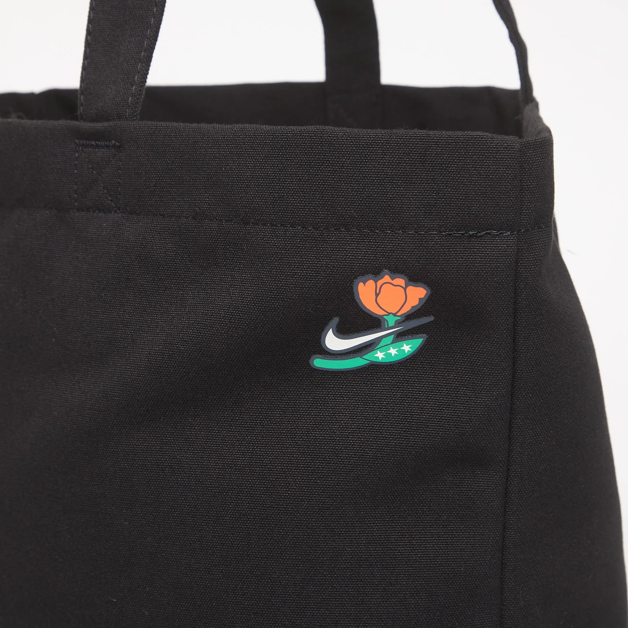 Чанта за през рамо Nike Heritage 22L черна/зелена – Black|Stadium Green|White – Crossbody чанти
