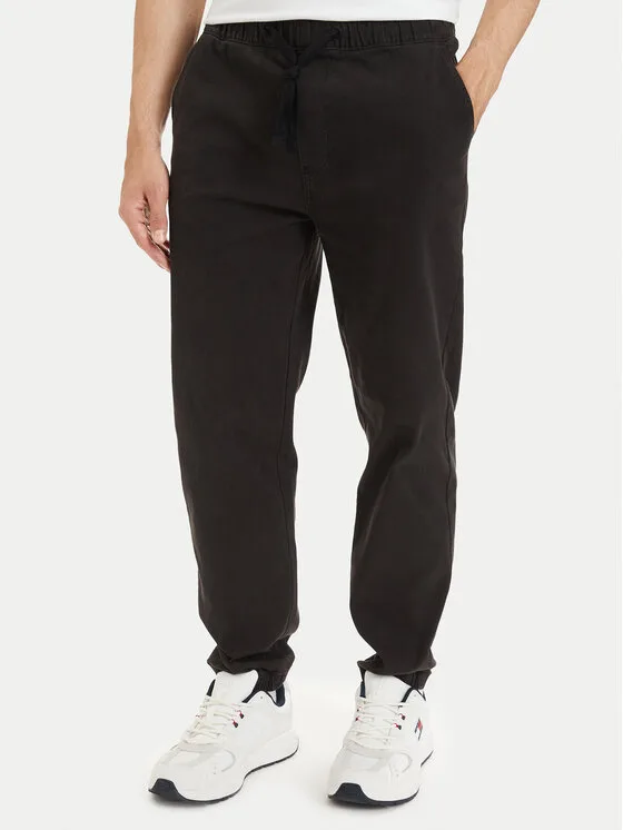 Tommy Jeans Долнище анцуг TJM DM0DM23122 Черен Regular Fit – Мъжки спортни панталони