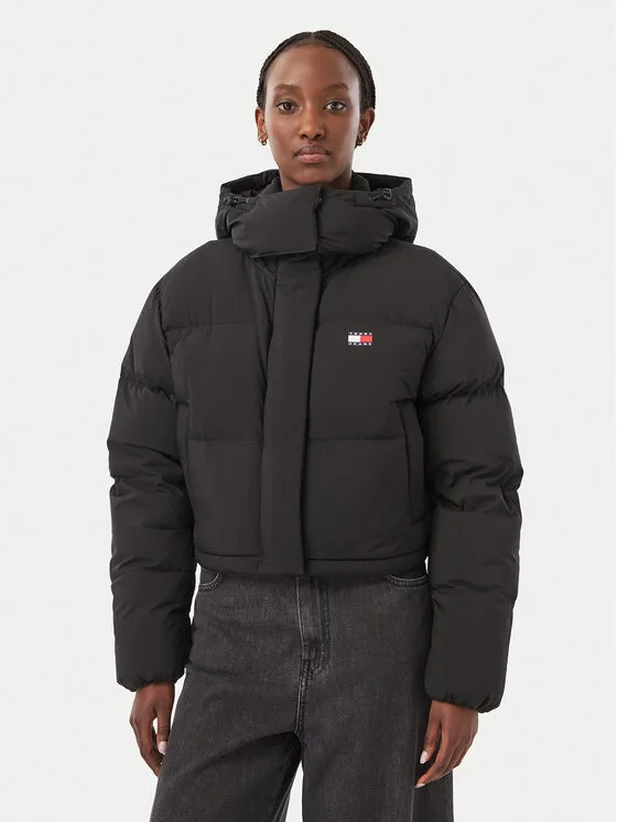 Дамско пухено яке Tommy Jeans Alaska DW0DW18609 черно – Черен – Дамски пухени якета