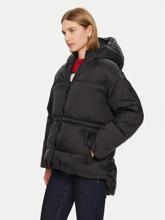 Guess Зимно яке Marika W4BL99 WG0V0 Черен Regular Fit – Дамски зимни якета