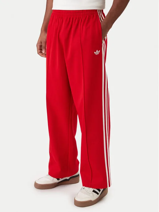 adidas Долнище анцуг adicolor KE3498 Червен Loose Fit – Мъжки спортни панталони