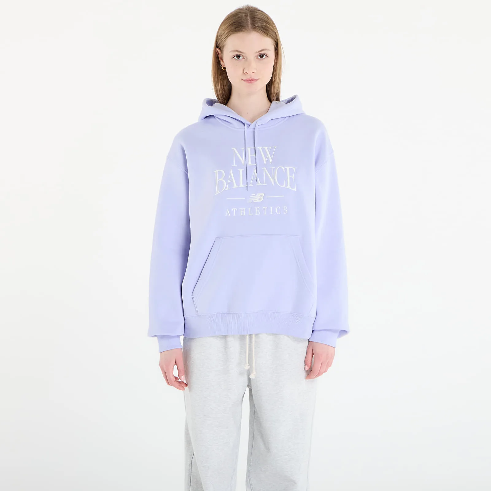 Суитшърт New Balance Linear Heritage Fleece Hoodie Daybreak M – Дамски худита