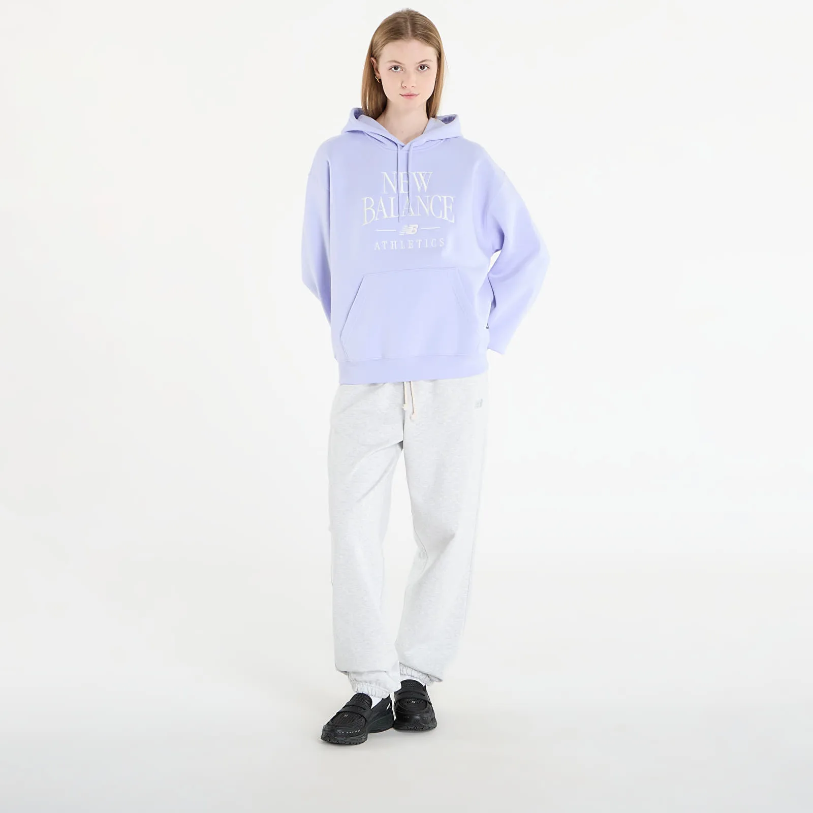 Суитшърт New Balance Linear Heritage Fleece Hoodie Daybreak M – Дамски худита