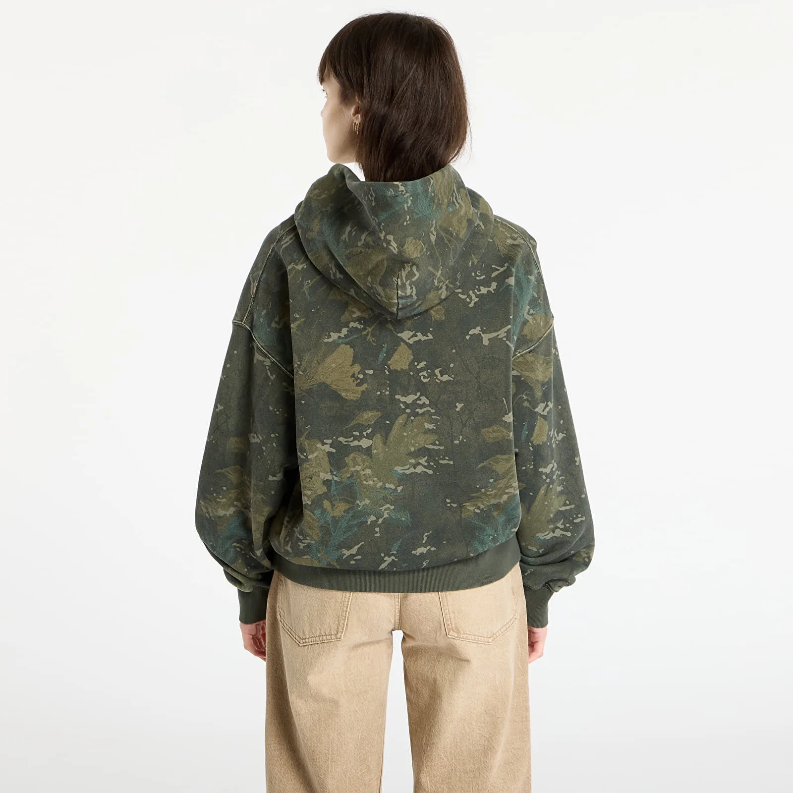 Мъжки суитшърт с качулка Carhartt WIP Hooded Benton зелен – Camo Combi|Green Garment Dyed – Мъжки худита