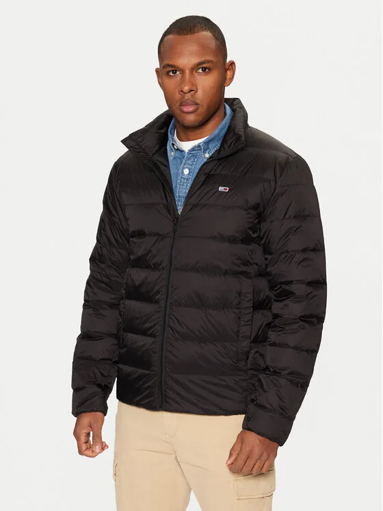 Tommy Jeans Пухено яке DM0DM20658 Черен Regular Fit – Мъжки пухени якета