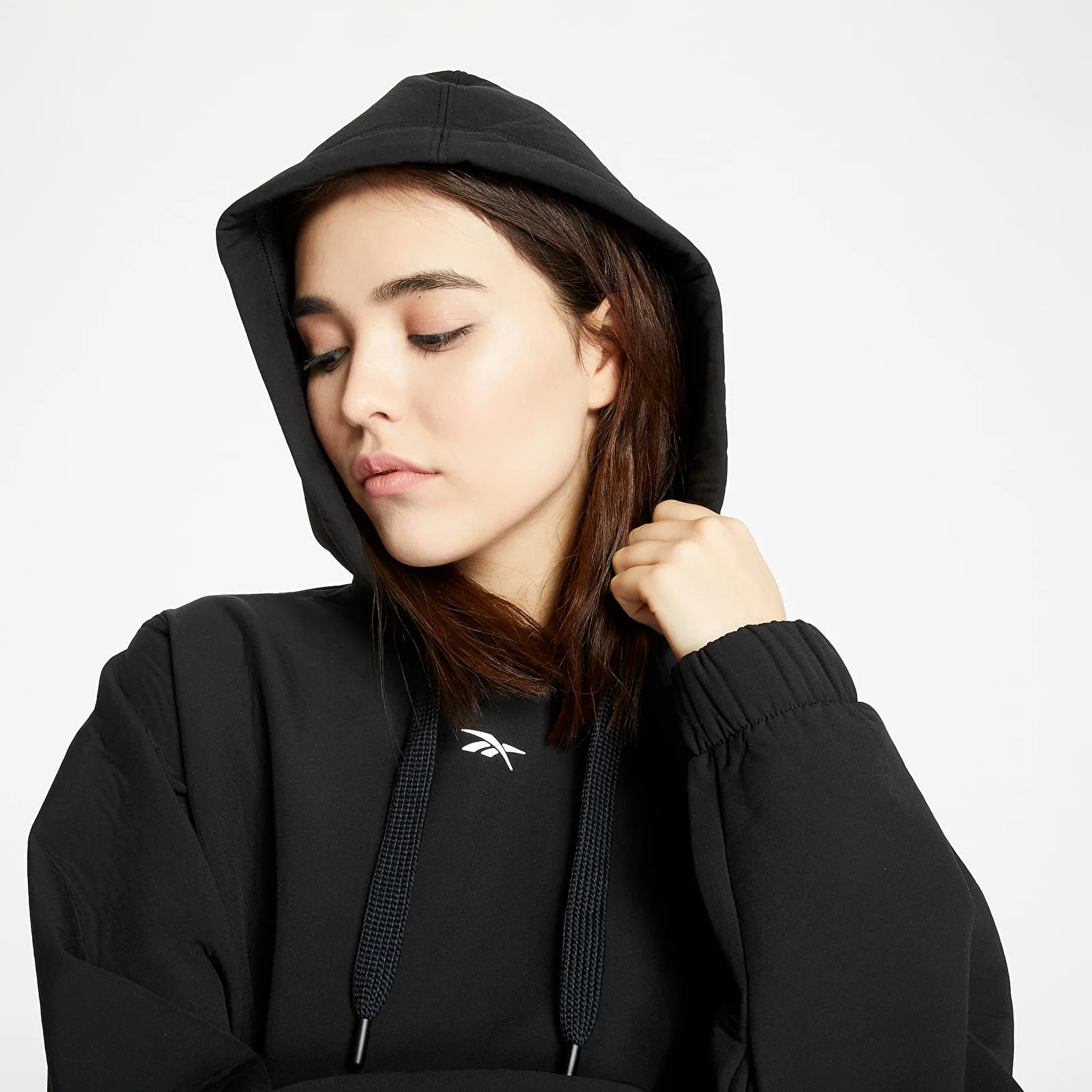 Дамски суитшърт с качулка Reebok TS Edgeworks черен – Black – Дамски худита